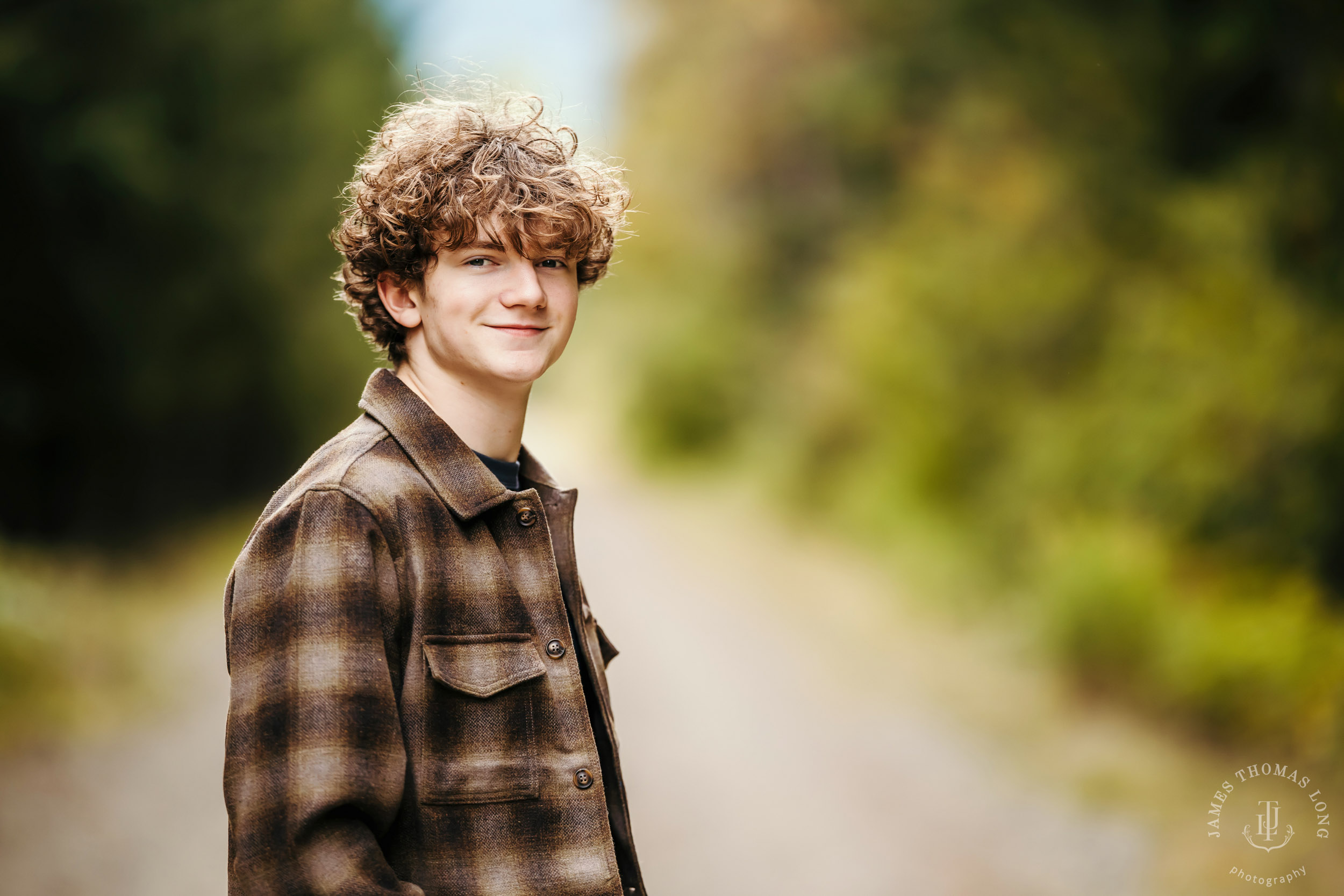 Snoqualmie Pass adventure senior photography session by Snoqualmie senior portrait photographer James Thomas Long Photography