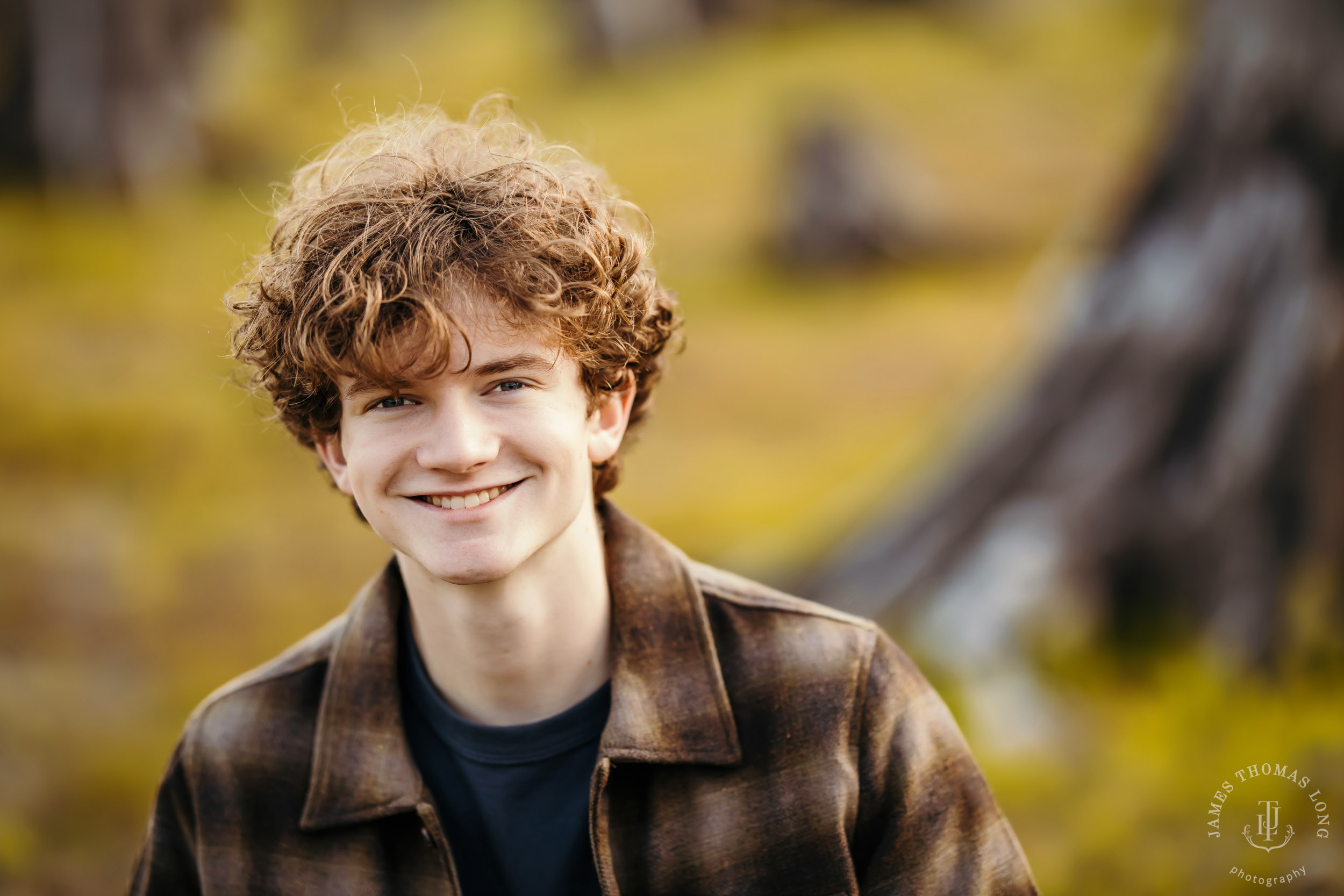 Snoqualmie Pass adventure senior photography session by Snoqualmie senior portrait photographer James Thomas Long Photography