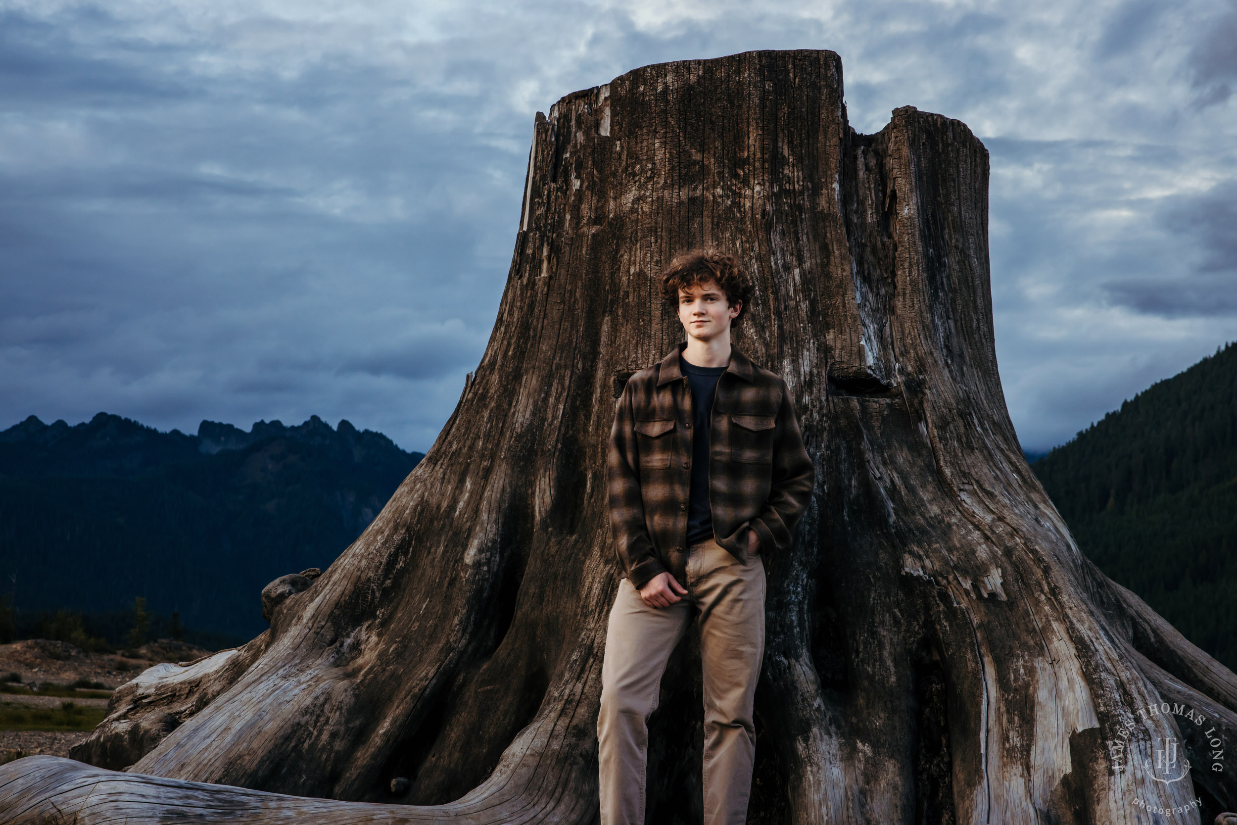 Snoqualmie Pass adventure senior photography session by Snoqualmie senior portrait photographer James Thomas Long Photography