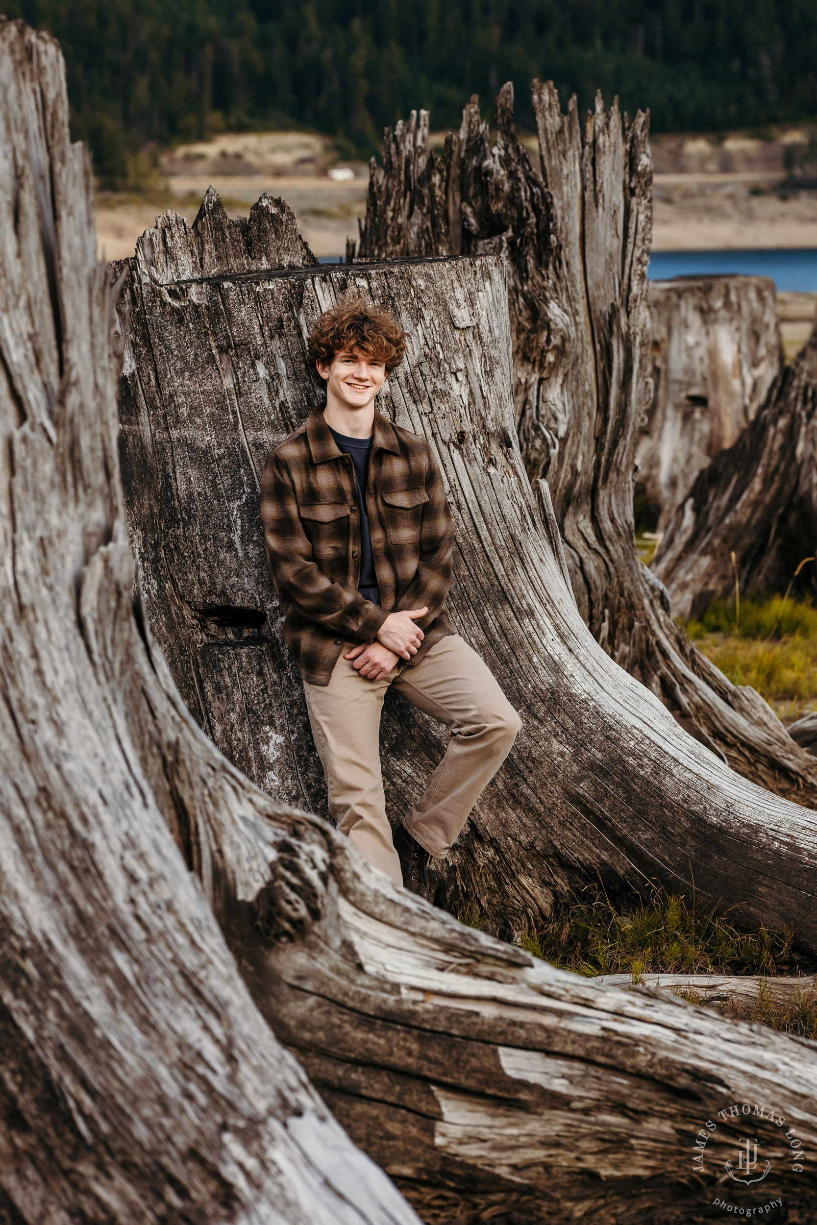 Snoqualmie Pass adventure senior photography session by Snoqualmie senior portrait photographer James Thomas Long Photography