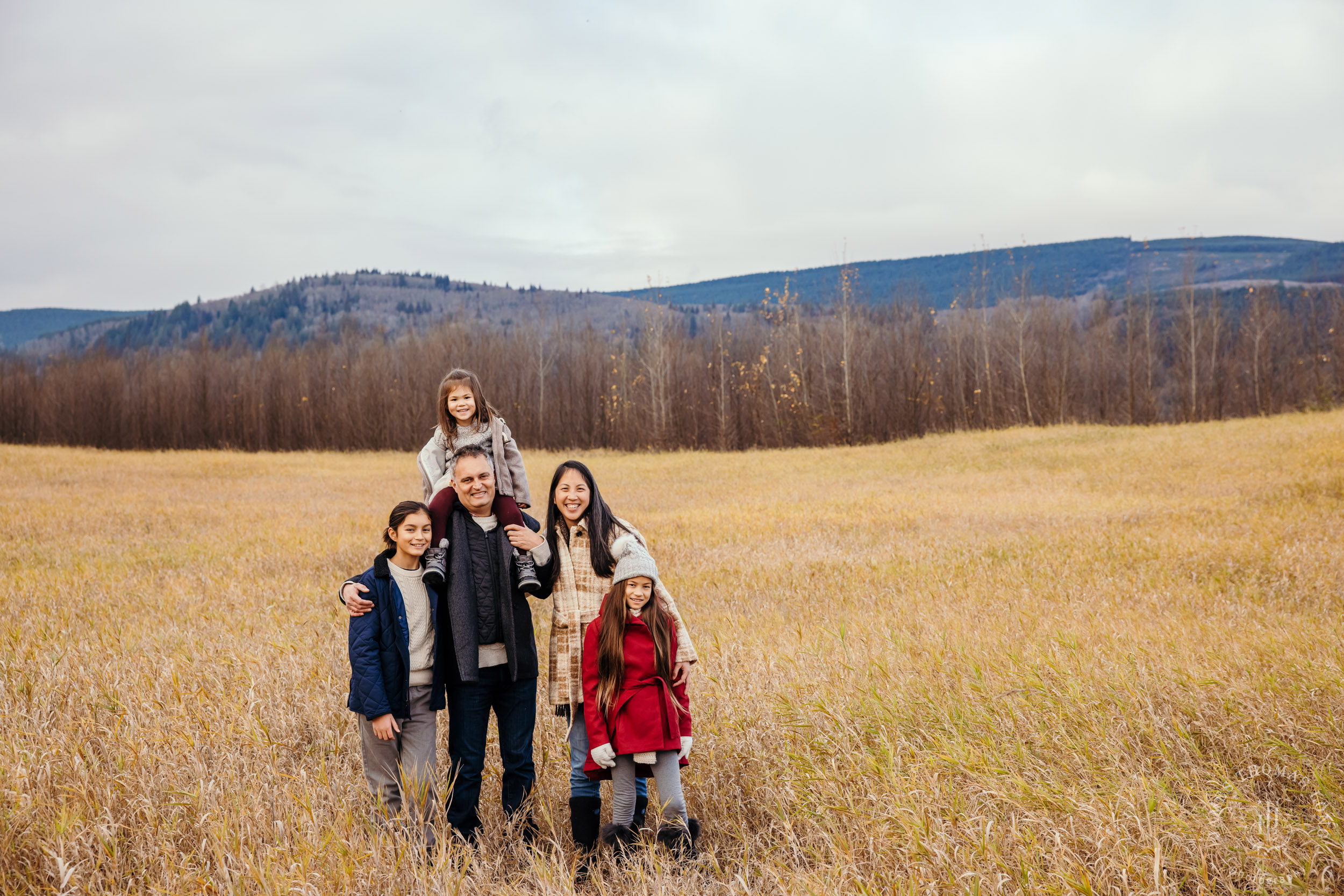 Seattle adventure family photography session by Seattle adventure family photographer James Thomas Long Photography