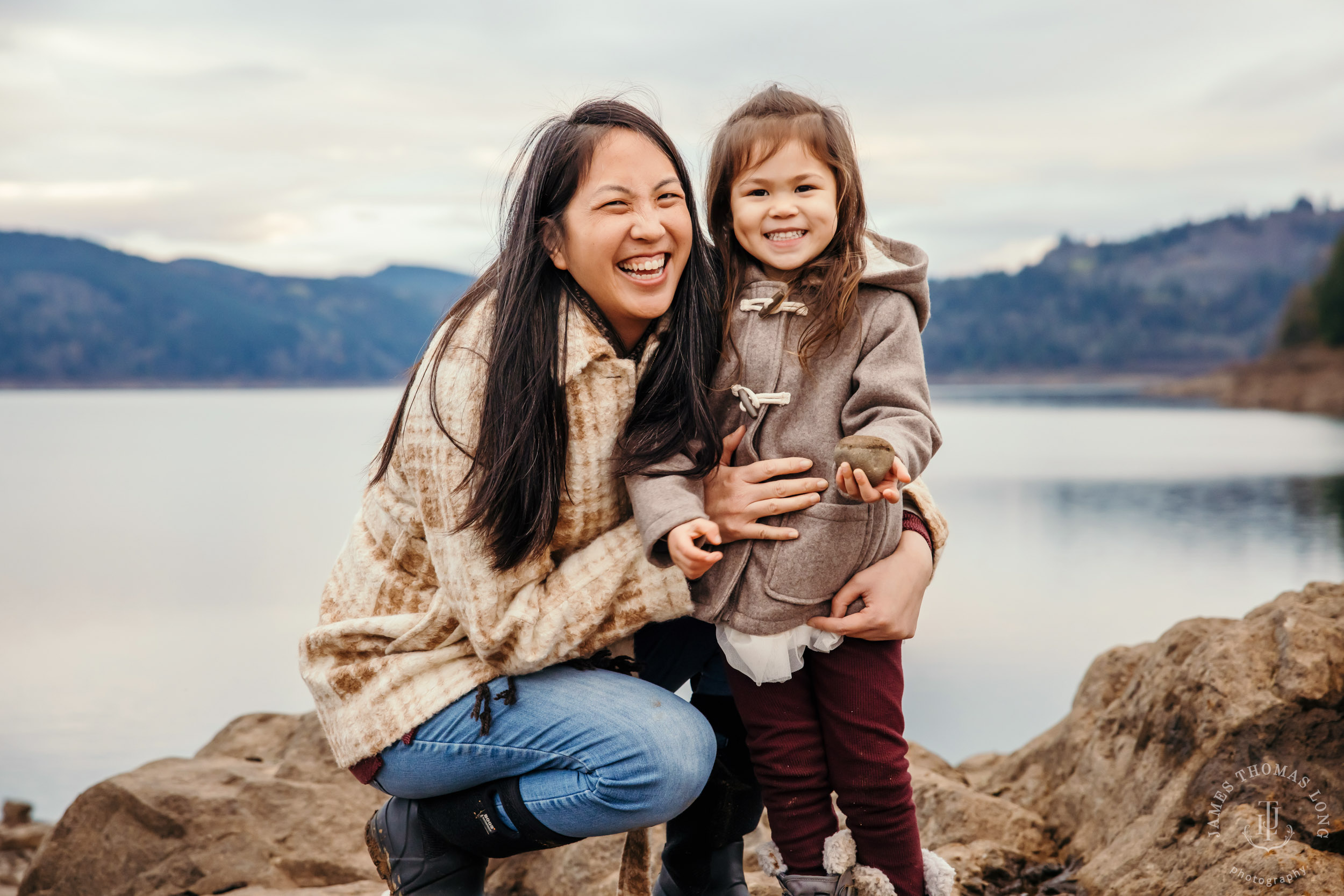 Seattle adventure family photography session by Seattle adventure family photographer James Thomas Long Photography