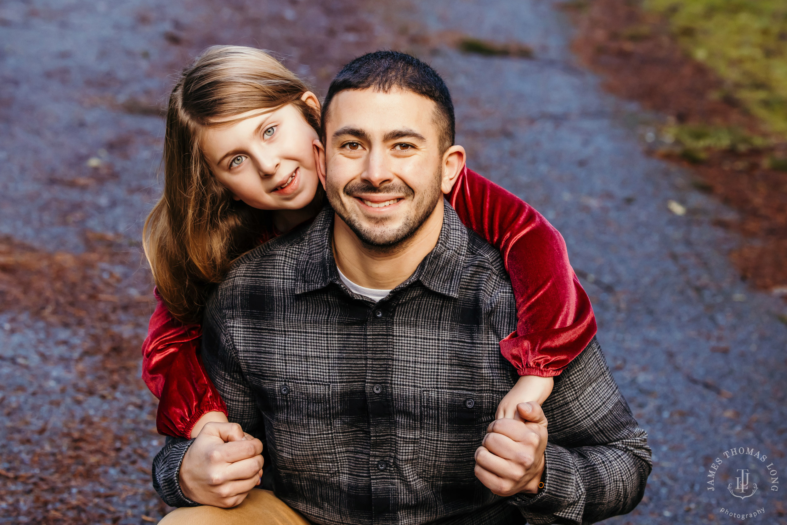 Snoqualmie adventure family and engagement session by Snoqualmie adventure family photographer James Thomas Long Photography