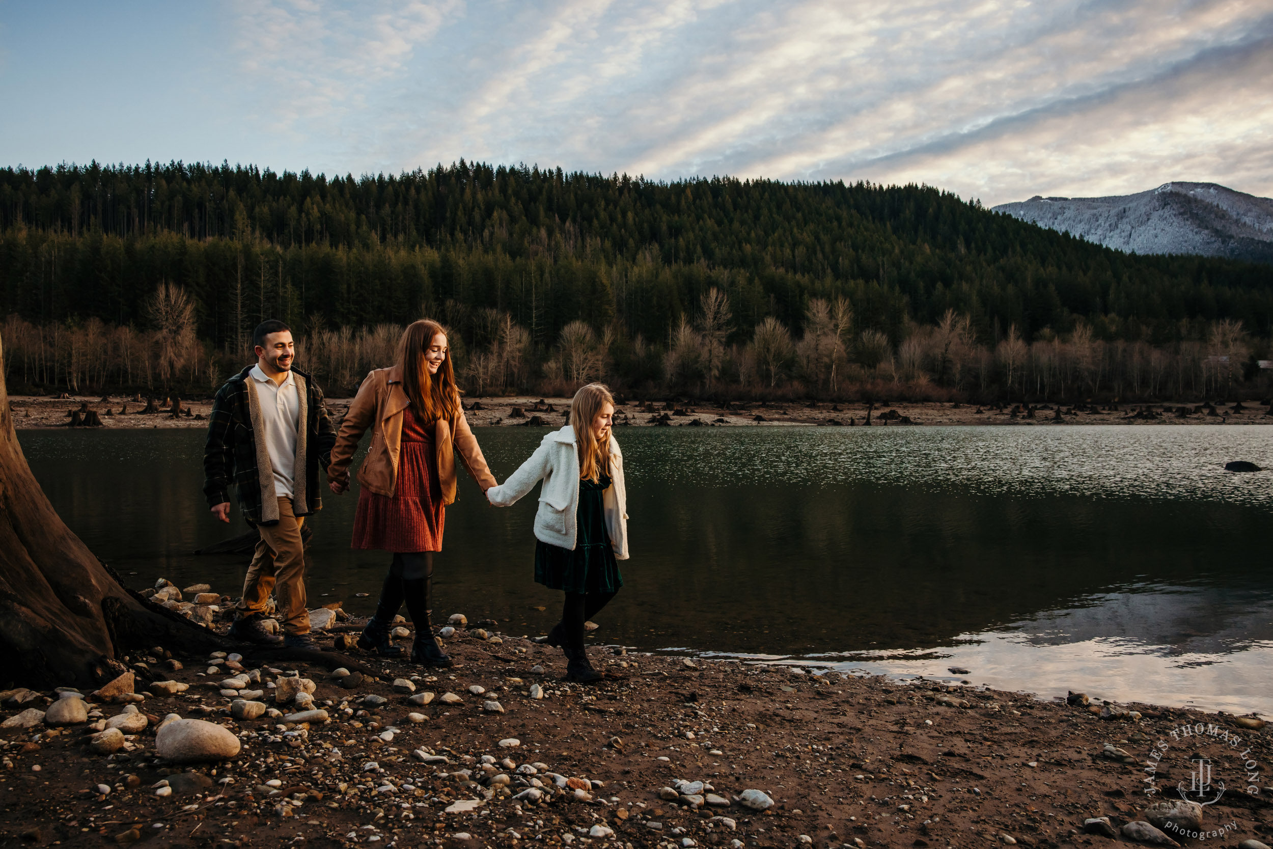 Snoqualmie adventure family and engagement session by Snoqualmie adventure family photographer James Thomas Long Photography