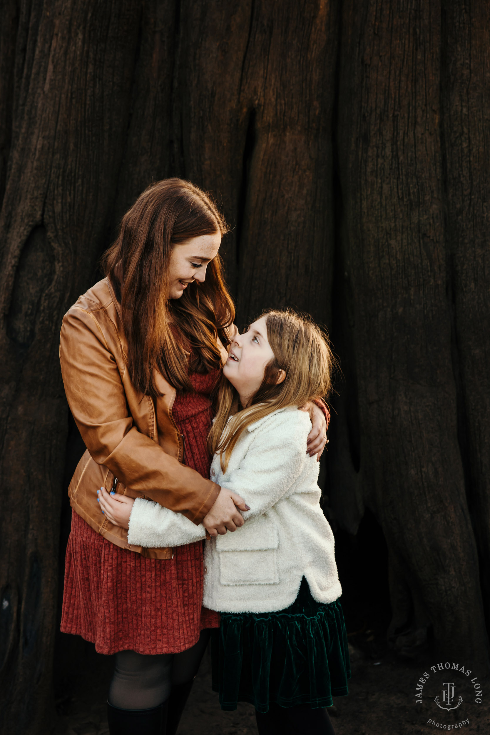 Snoqualmie adventure family and engagement session by Snoqualmie adventure family photographer James Thomas Long Photography