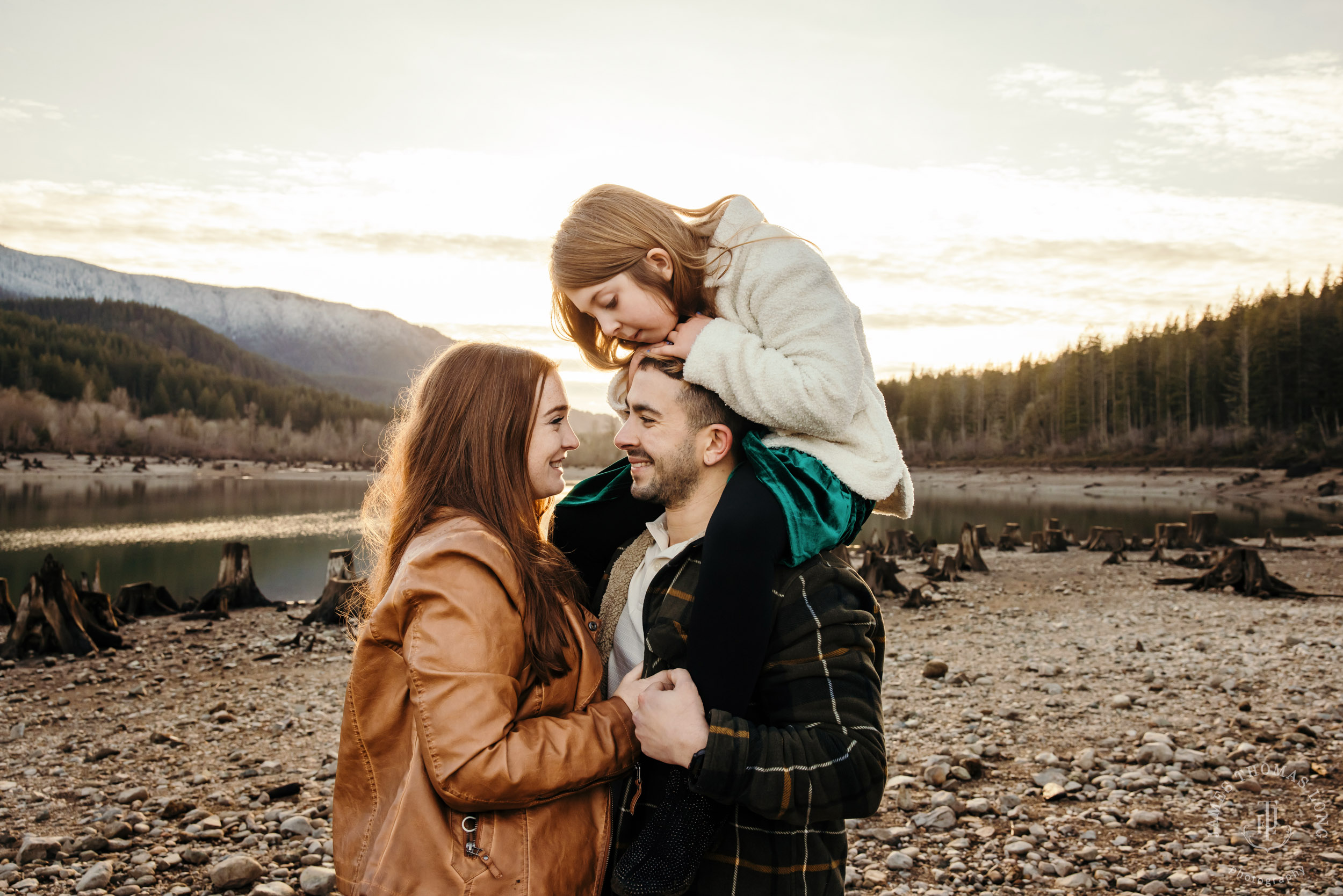 Snoqualmie adventure family and engagement session by Snoqualmie adventure family photographer James Thomas Long Photography