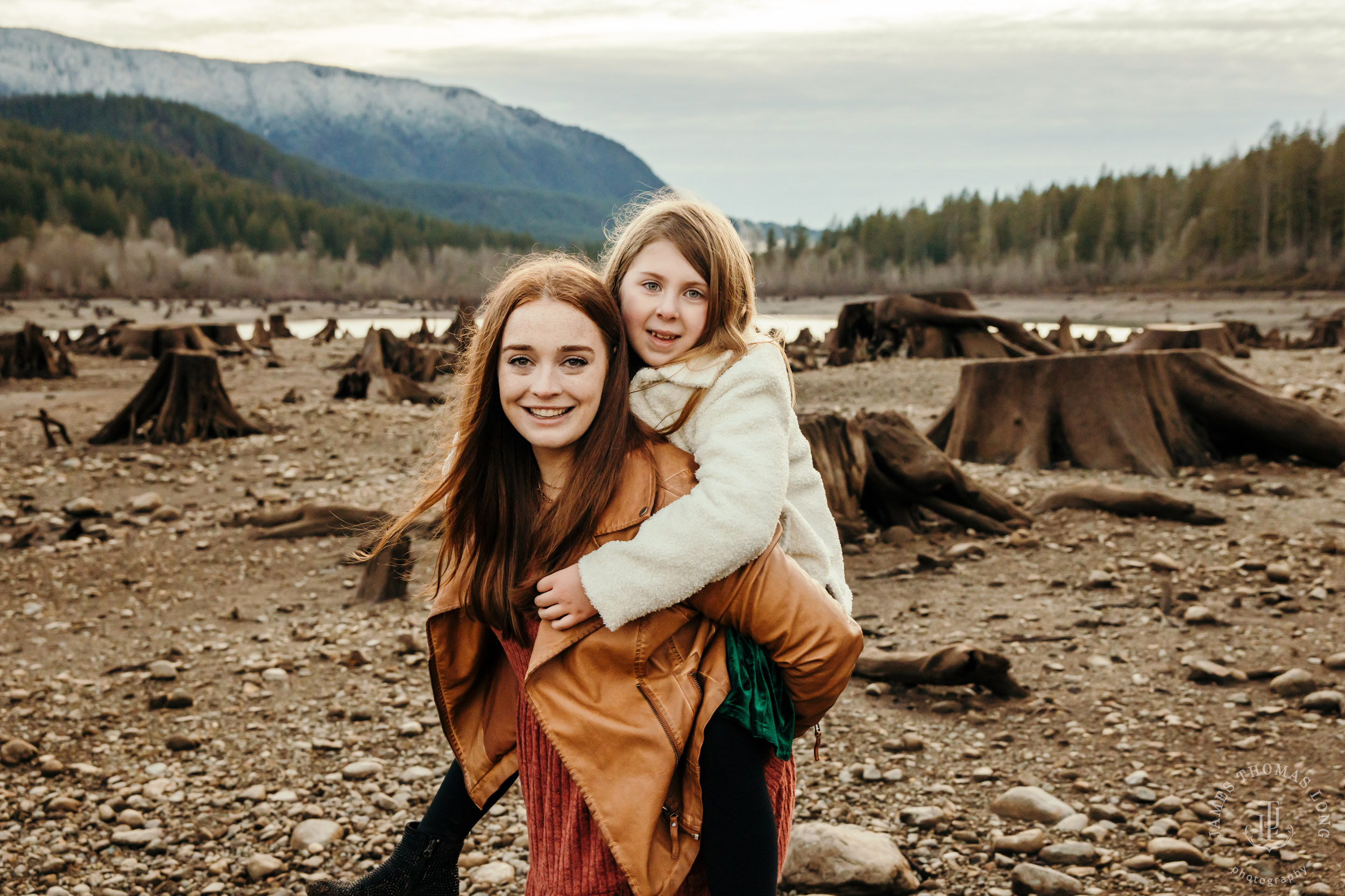 Snoqualmie adventure family and engagement session by Snoqualmie adventure family photographer James Thomas Long Photography