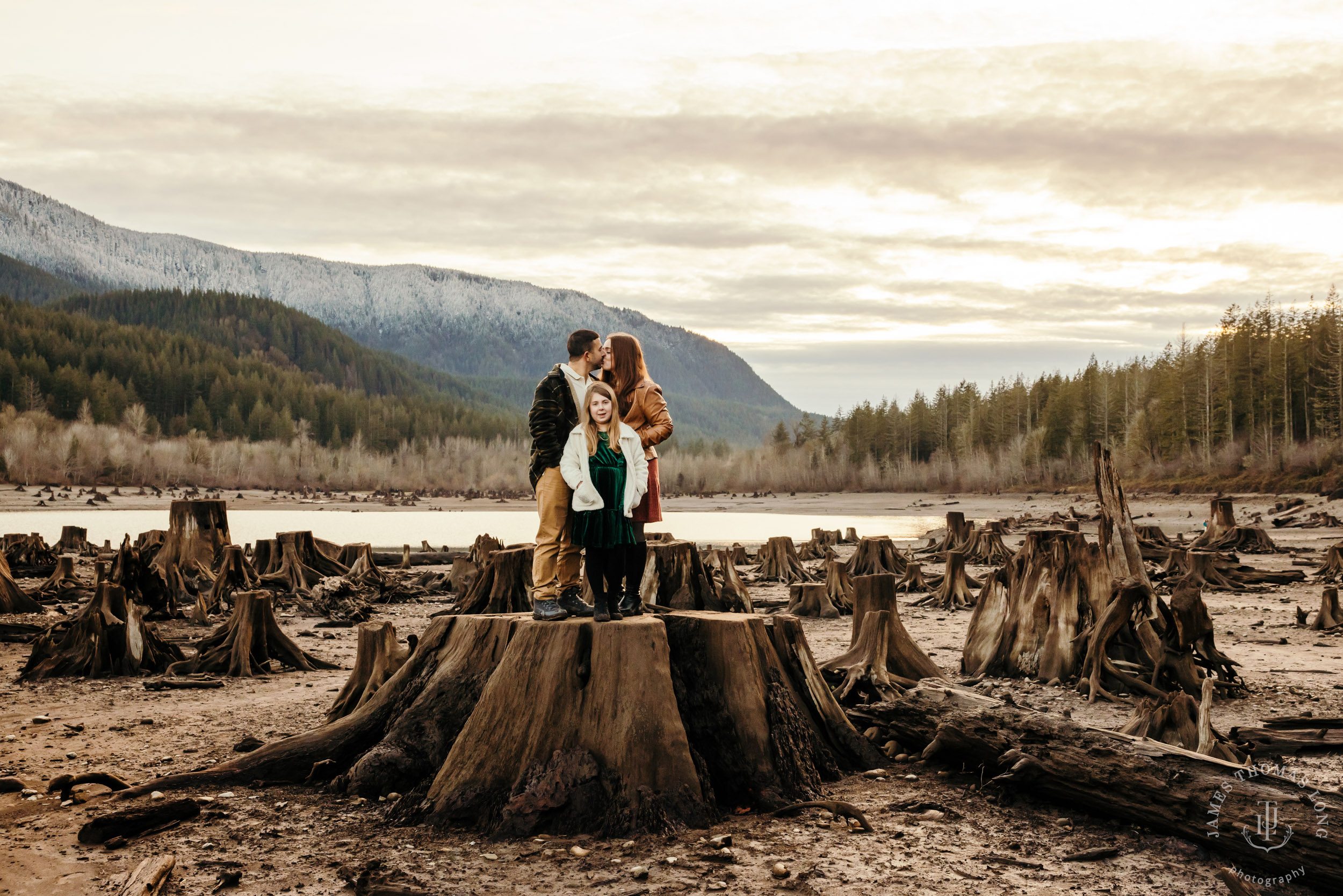 Snoqualmie adventure family and engagement session by Snoqualmie adventure family photographer James Thomas Long Photography