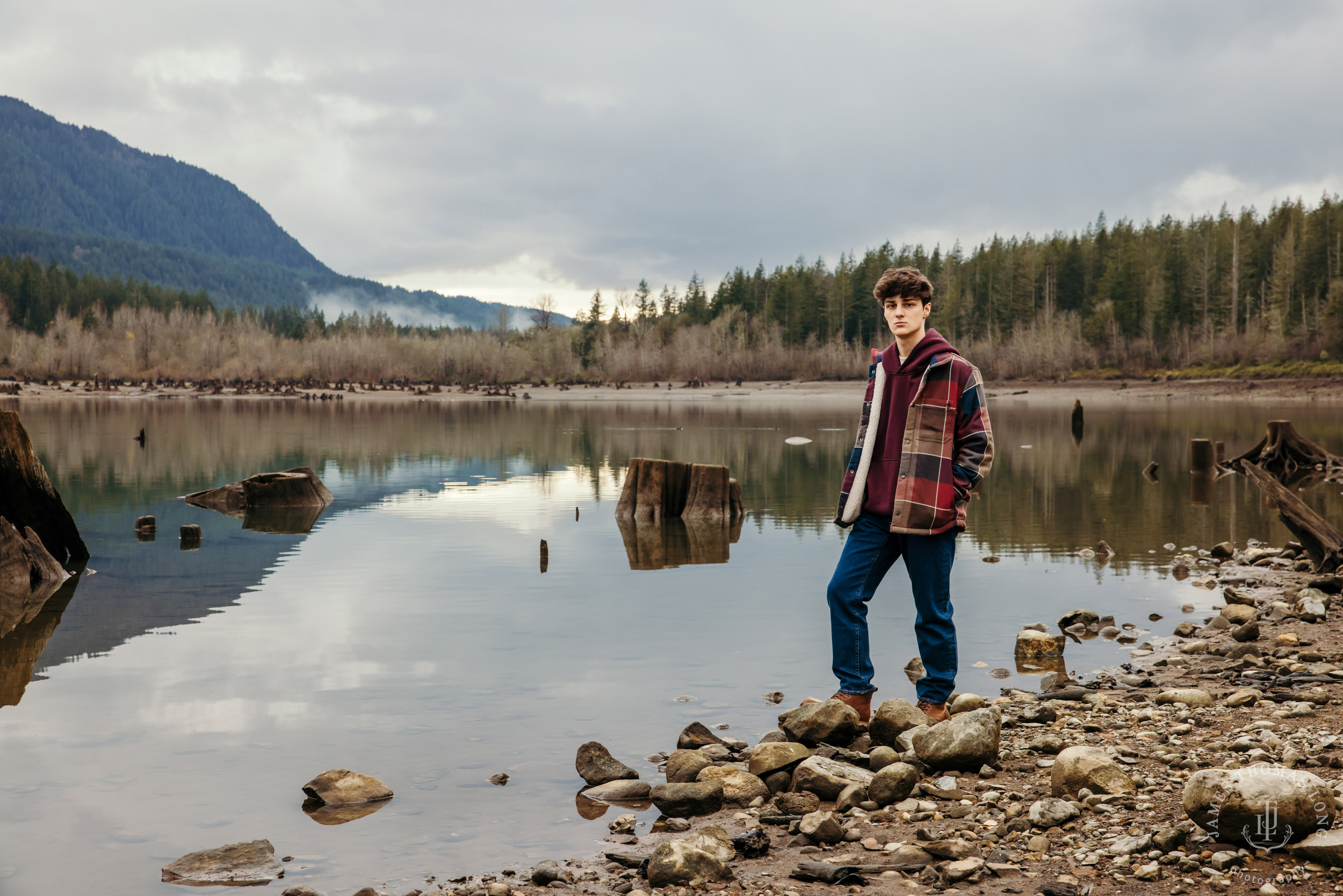 Snoqualmie adventure HS senior portrait session by Snoqualmie senior portrait photographer James Thomas Long Photography