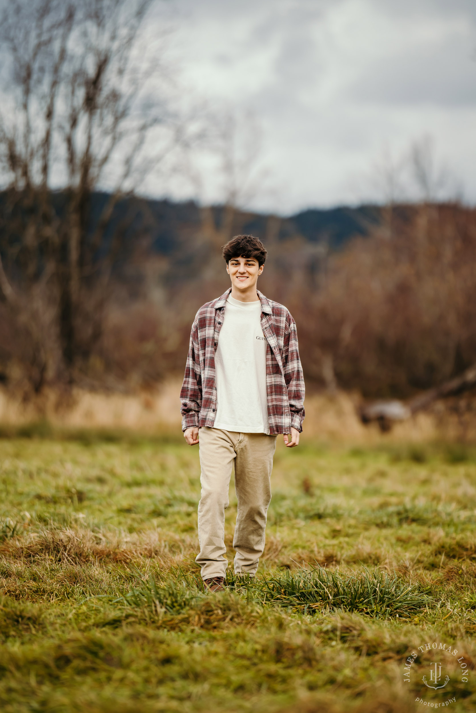 Snoqualmie adventure HS senior portrait session by Snoqualmie senior portrait photographer James Thomas Long Photography