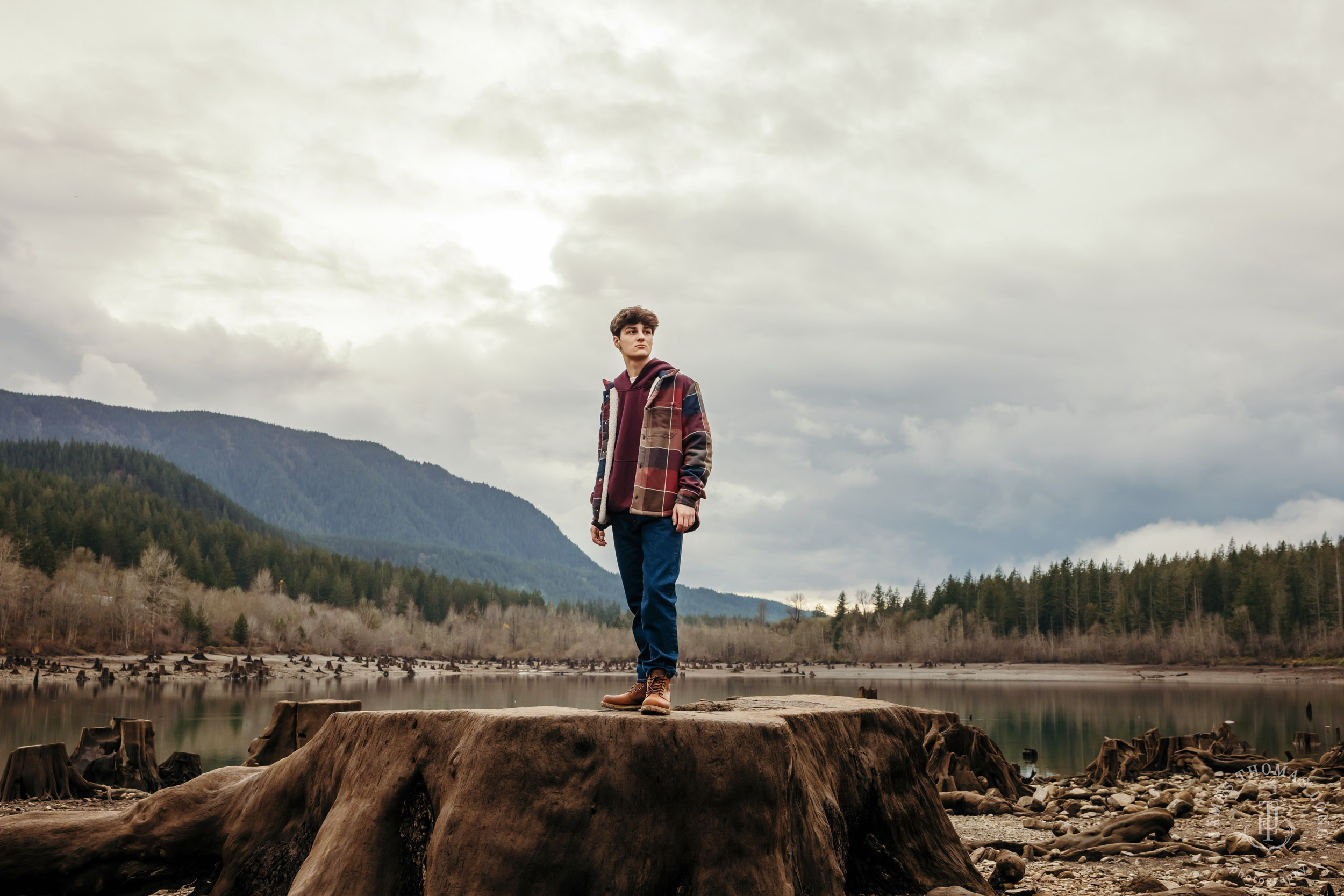 Snoqualmie adventure HS senior portrait session by Snoqualmie senior portrait photographer James Thomas Long Photography