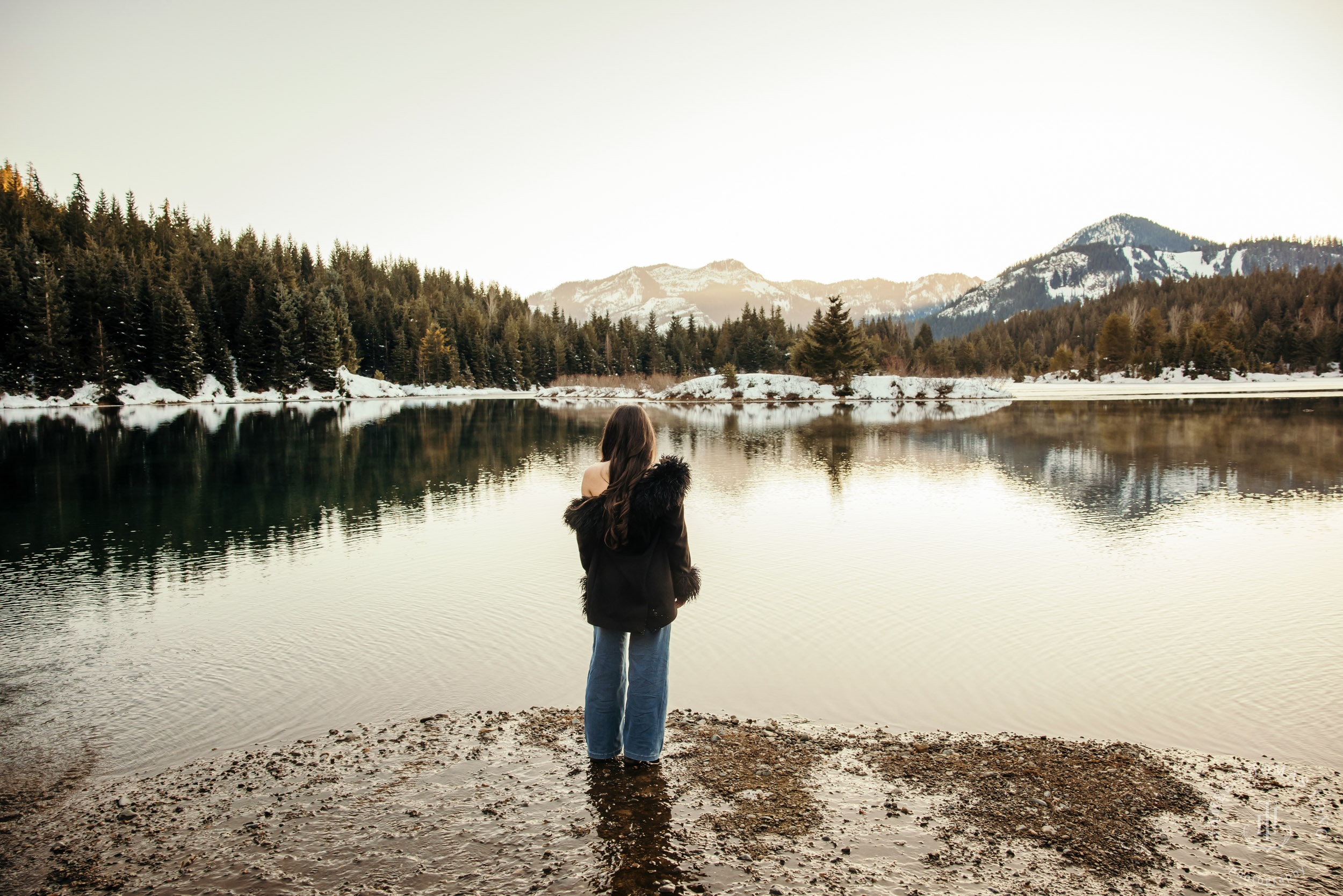 Cascade Mountain HS senior portrait session in the snow by Seattle senior portrait photographer James Thomas Long Photography