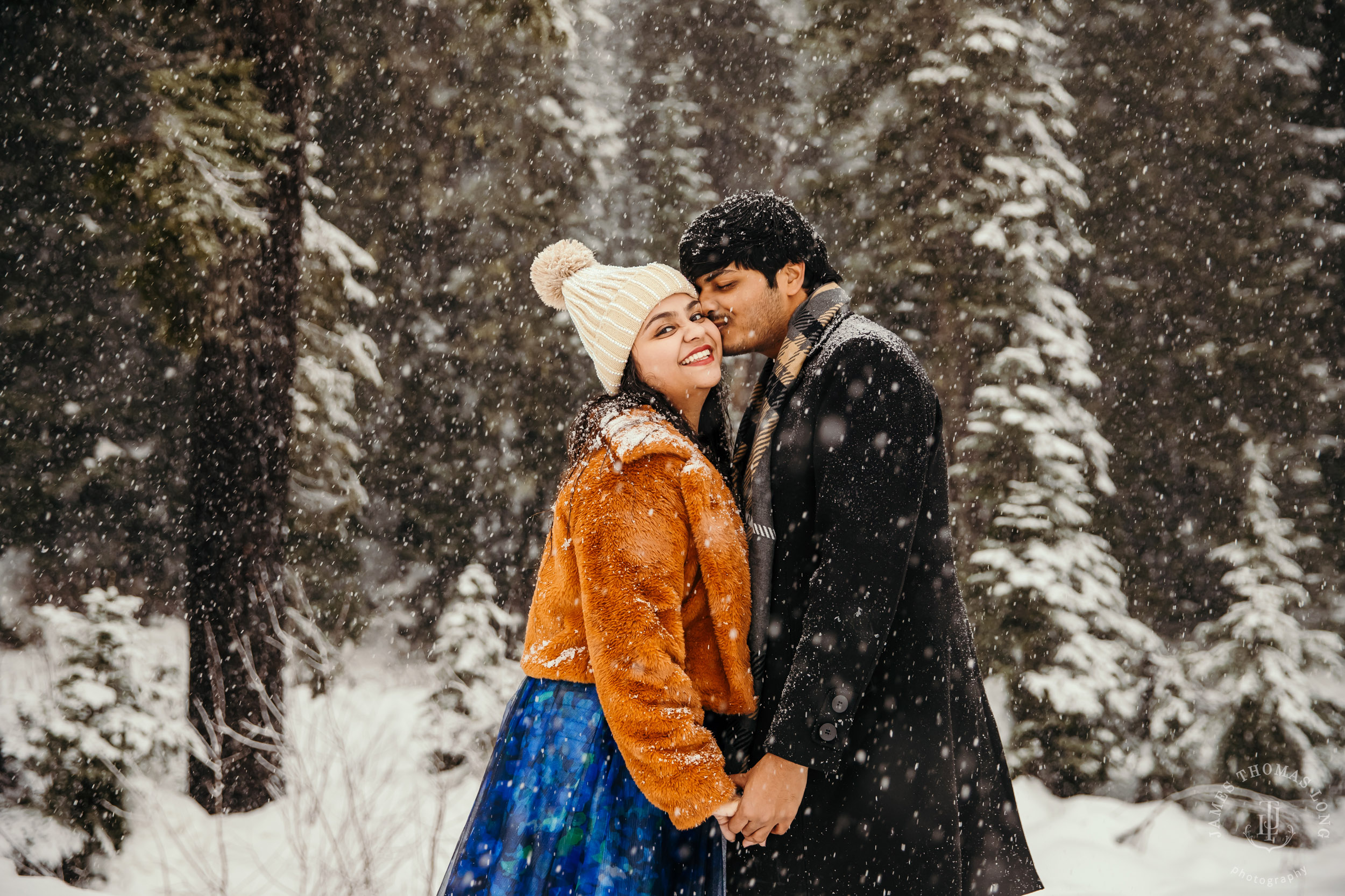 Snoqualmie Pass adventure engagement session by Snoqualmie wedding photographer James Thomas Long Photography