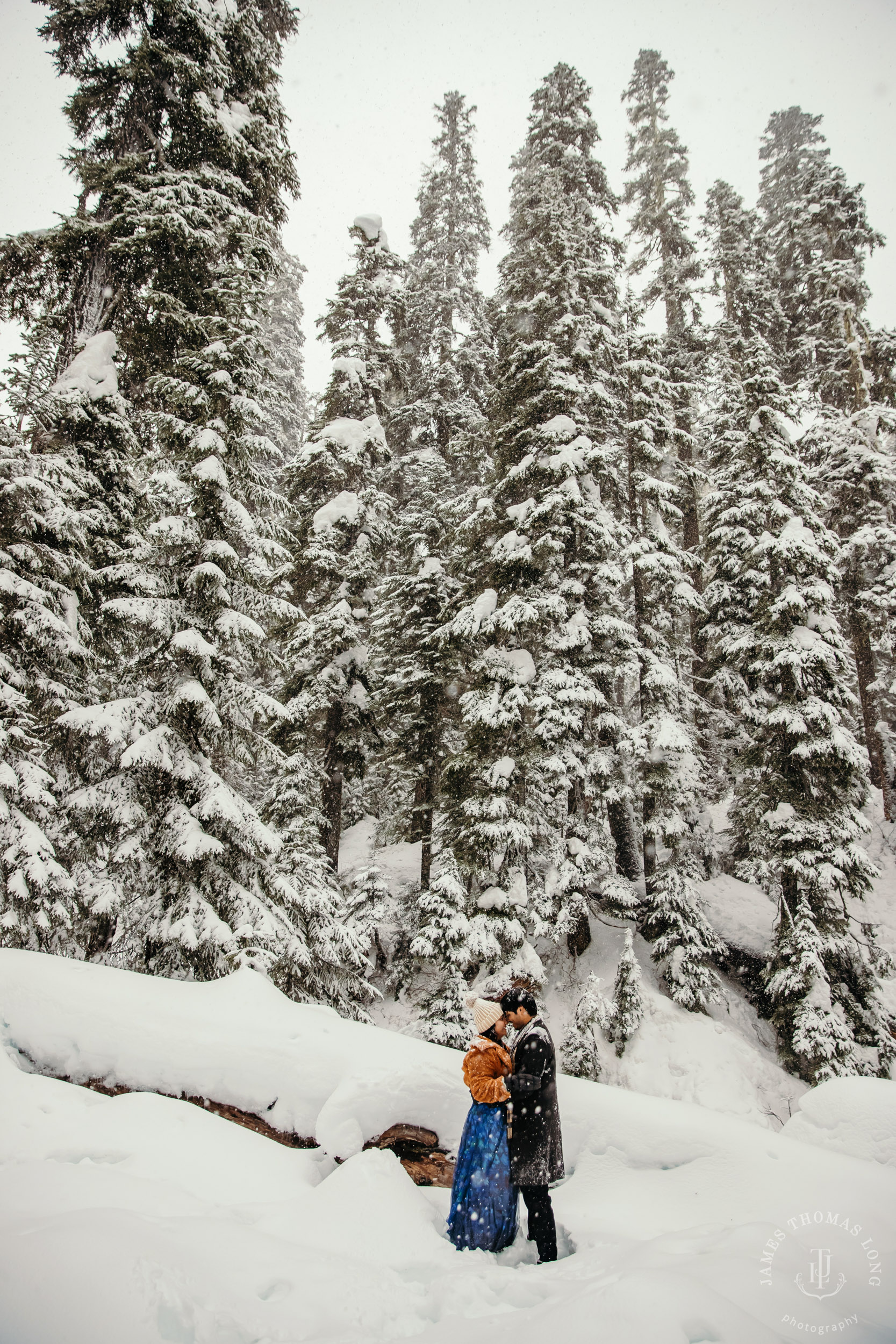 Snoqualmie Pass adventure engagement session by Snoqualmie wedding photographer James Thomas Long Photography