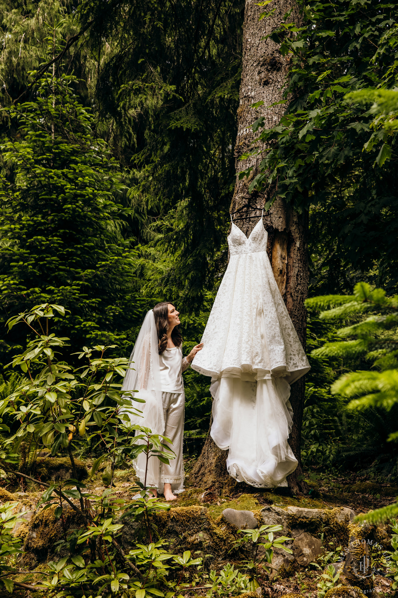 Mount Baker North Cascades adventure elopement by Seattle wedding photographer James Thomas Long Photography