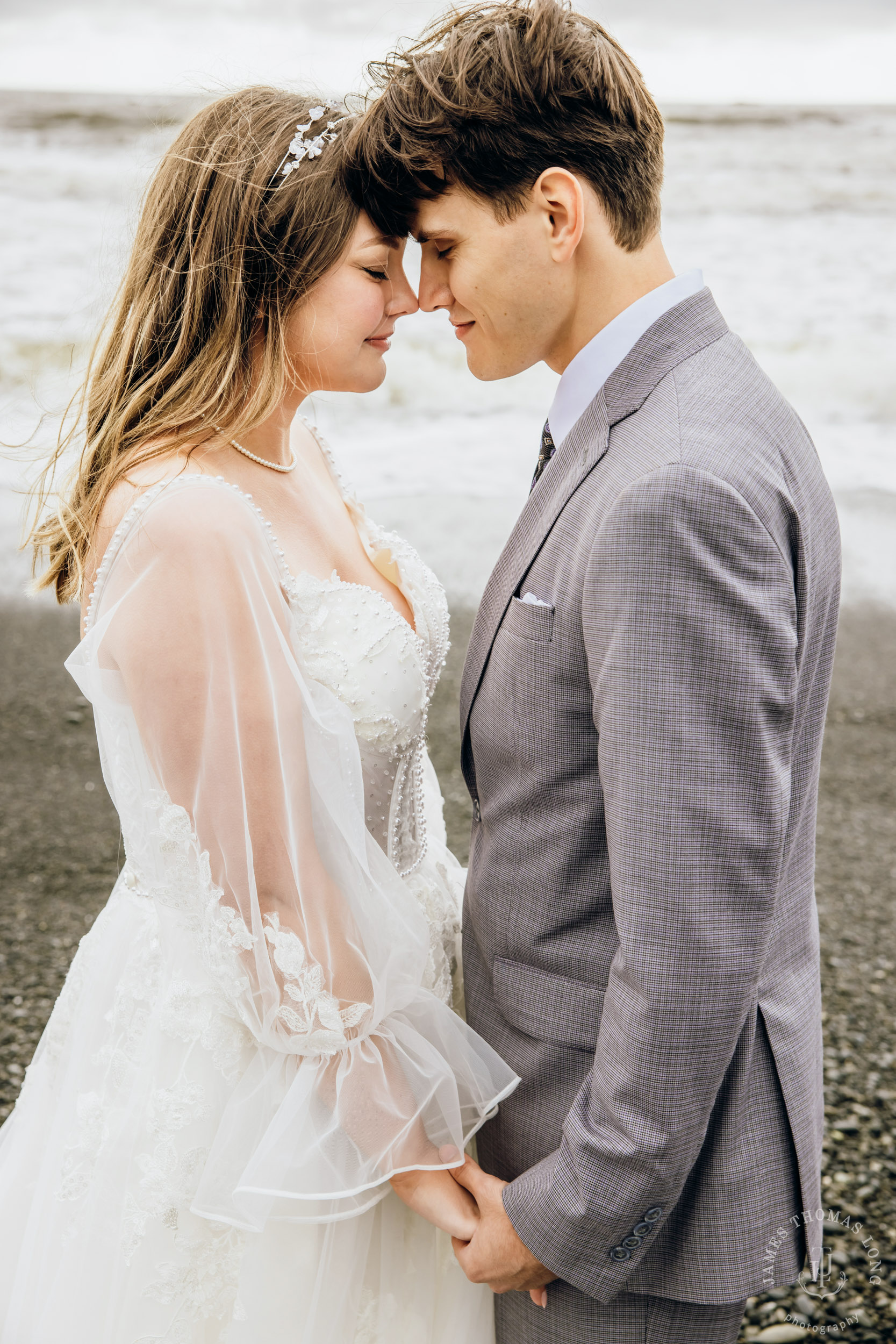 Washington Coast elopement by Seattle adventure elopement photographer James Thomas Long Photography