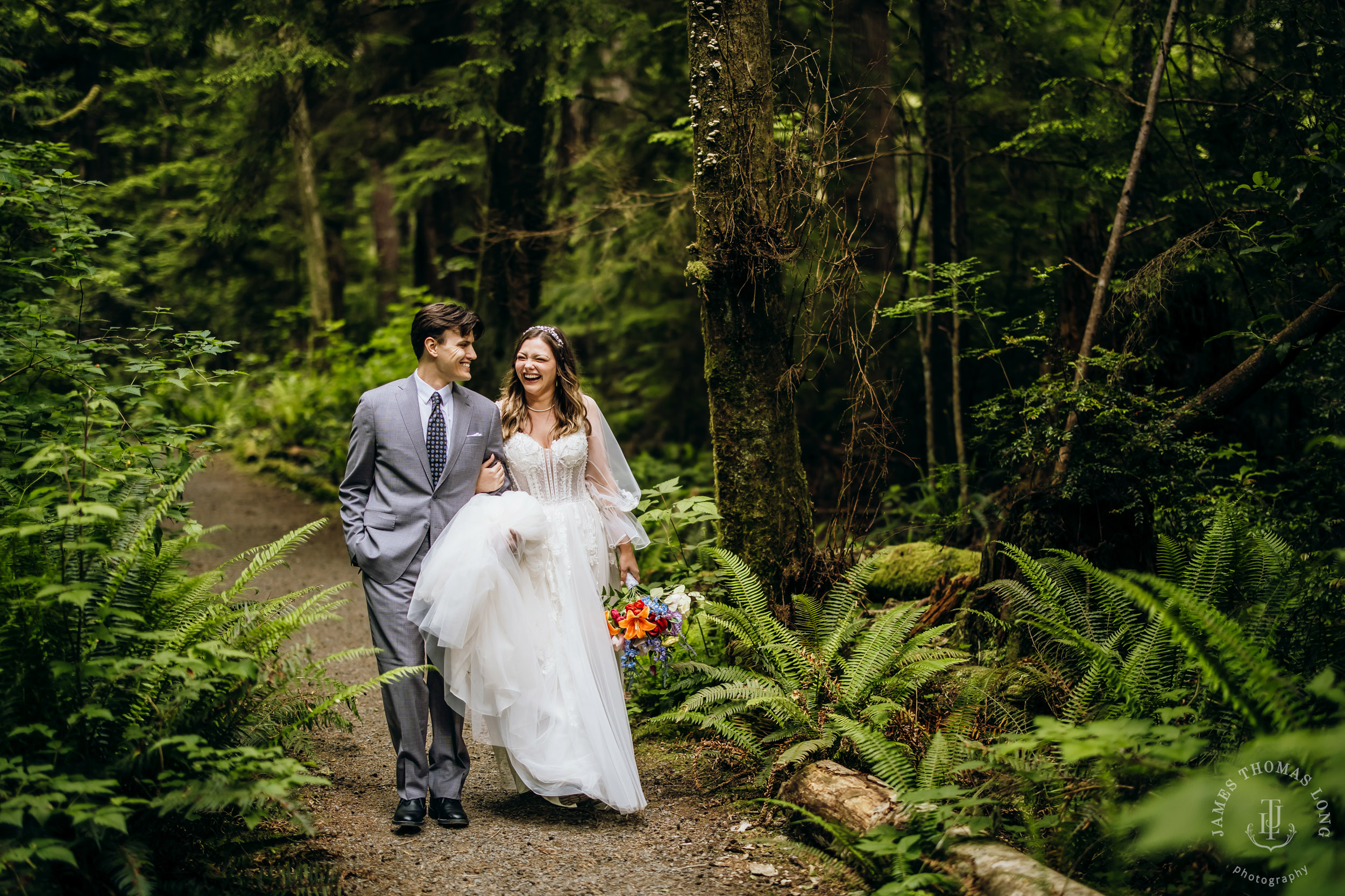Washington Coast elopement by Seattle adventure elopement photographer James Thomas Long Photography