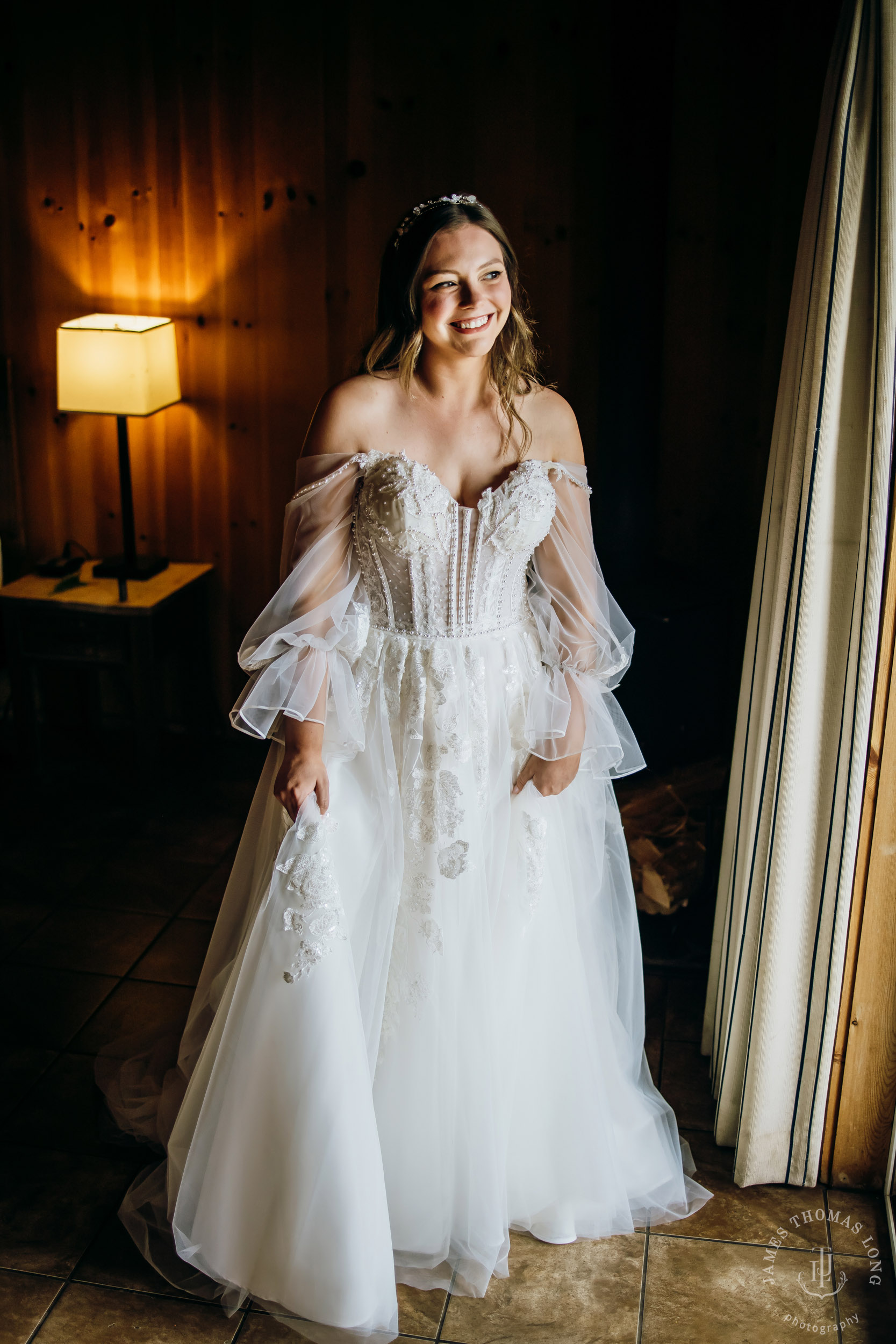 Washington Coast elopement by Seattle adventure elopement photographer James Thomas Long Photography
