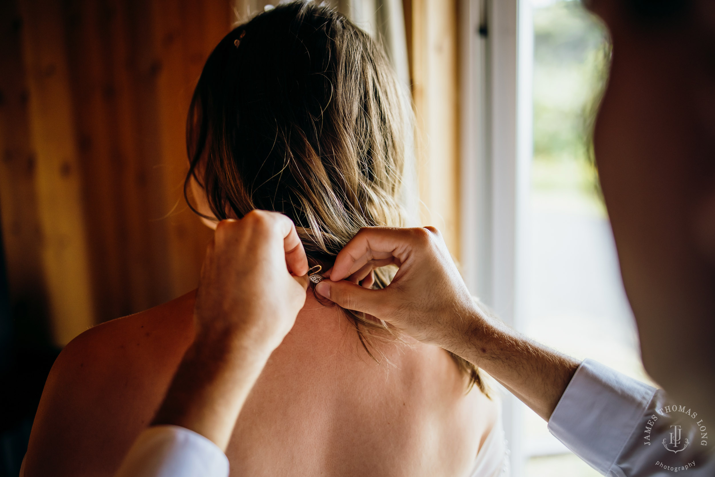 Washington Coast elopement by Seattle adventure elopement photographer James Thomas Long Photography
