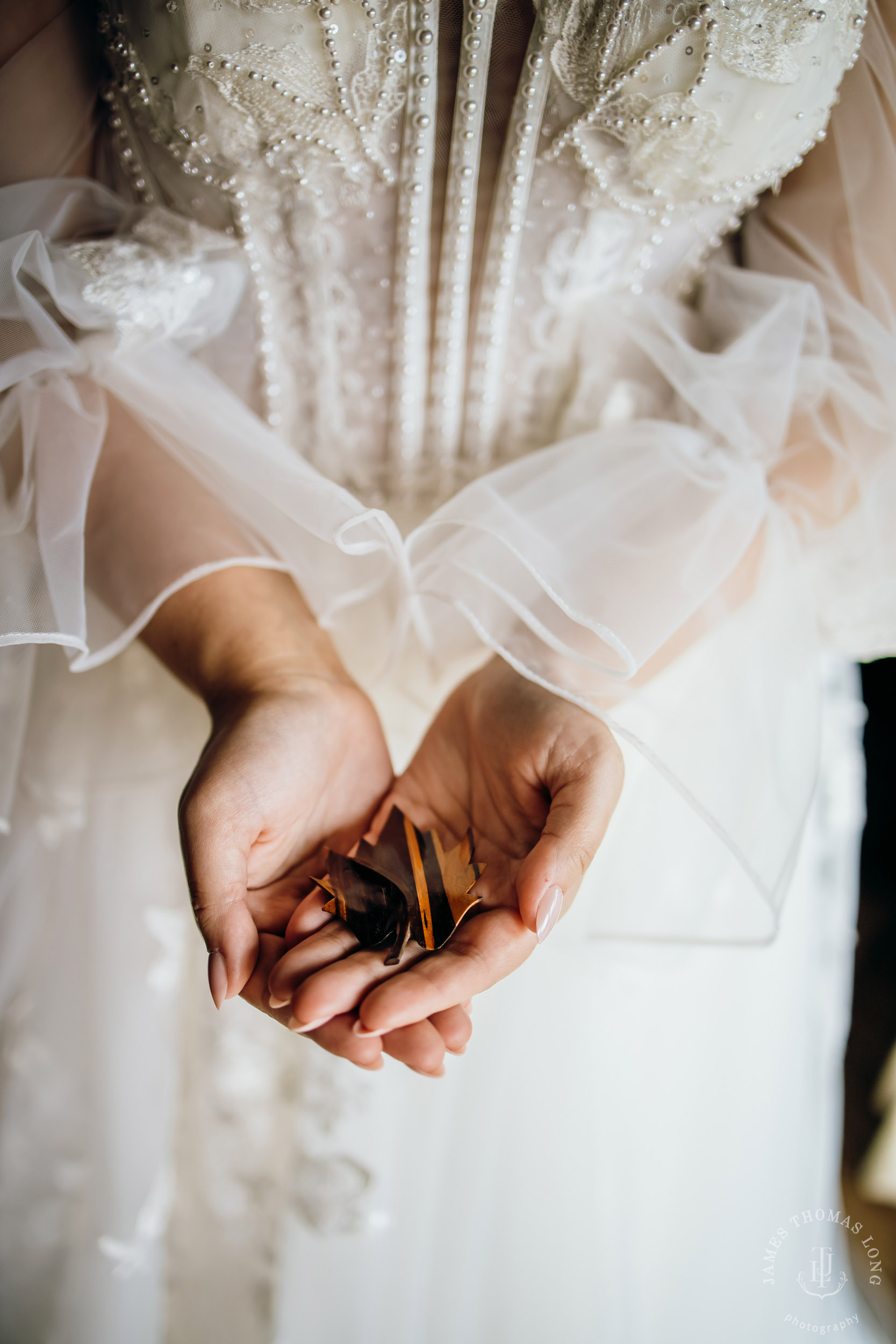 Washington Coast elopement by Seattle adventure elopement photographer James Thomas Long Photography