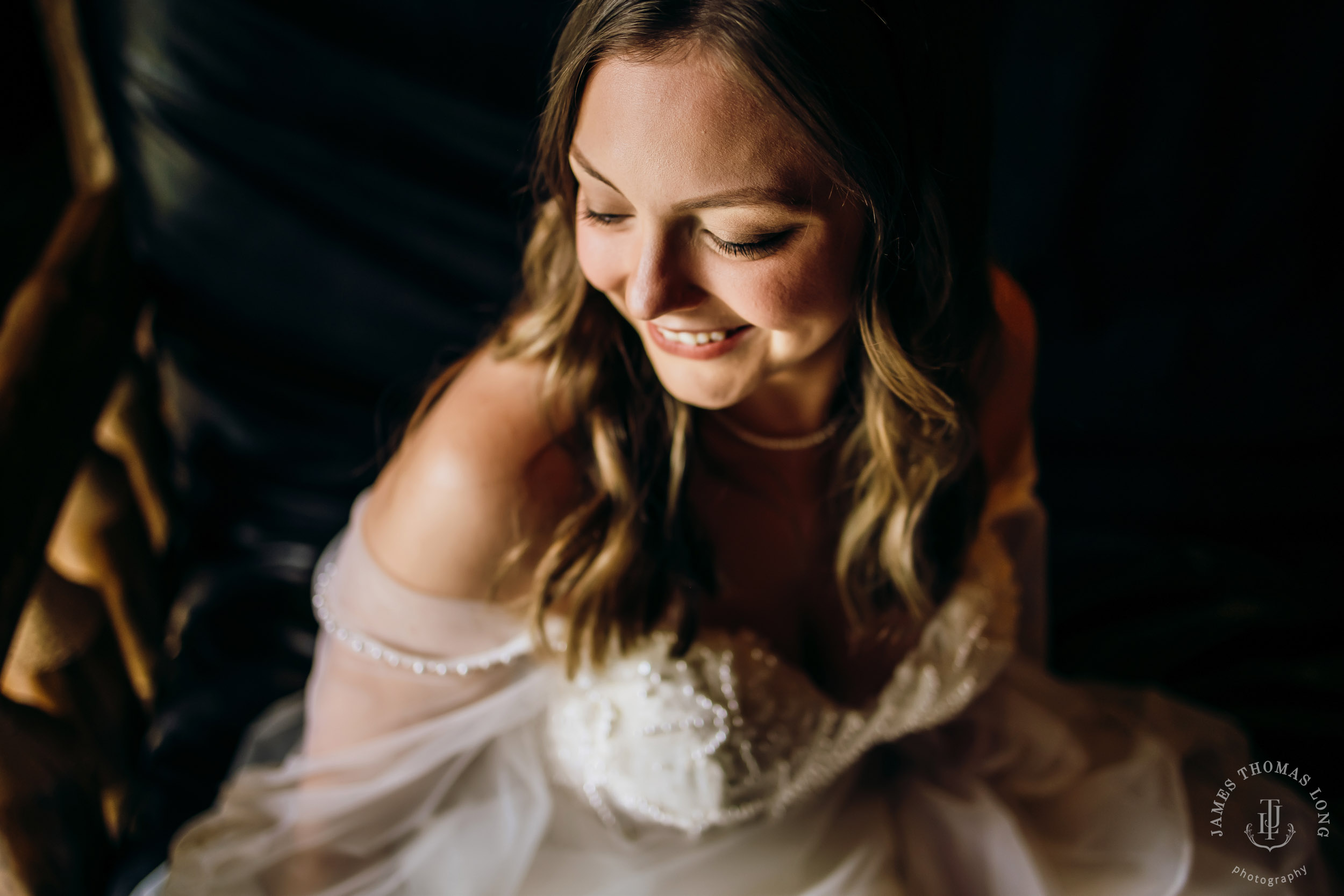 Washington Coast elopement by Seattle adventure elopement photographer James Thomas Long Photography