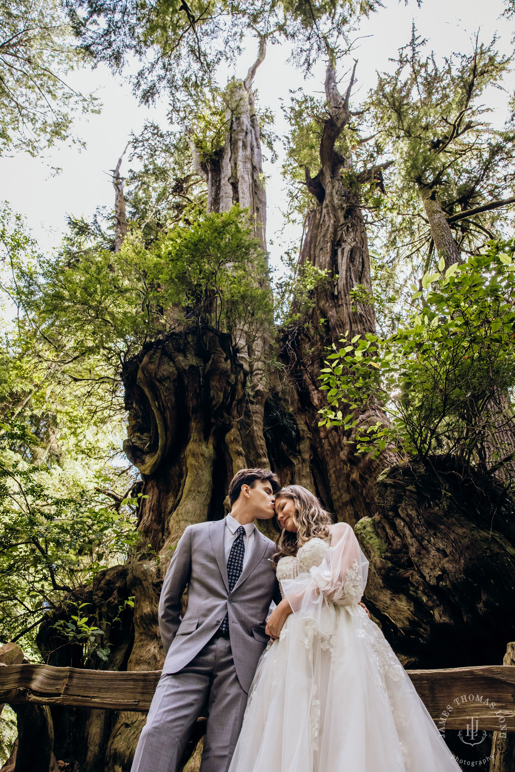 Washington Coast elopement by Seattle adventure elopement photographer James Thomas Long Photography