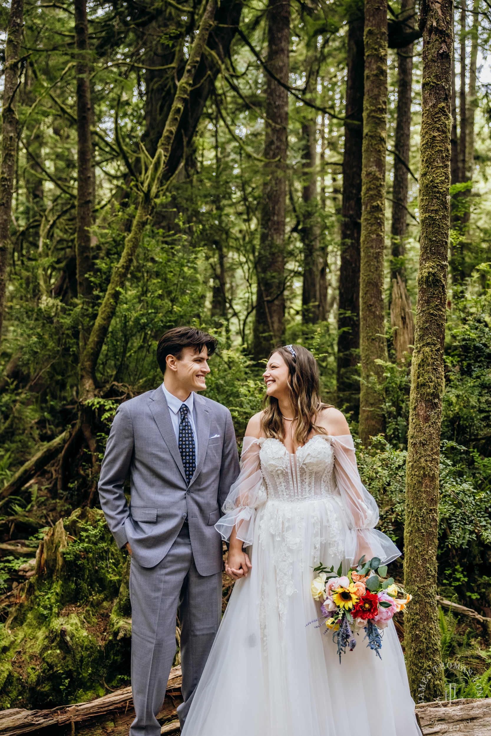 Washington Coast elopement by Seattle adventure elopement photographer James Thomas Long Photography