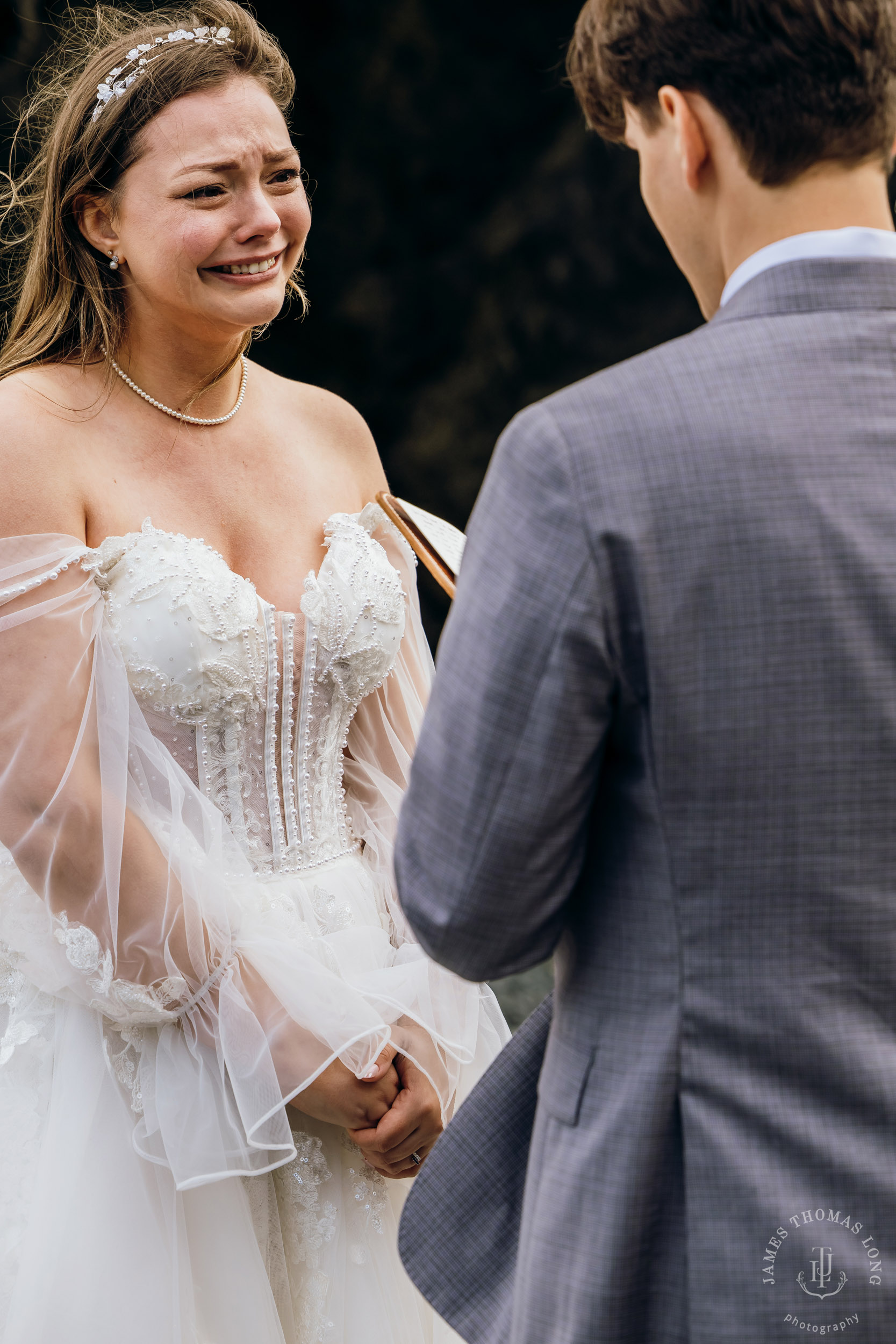 Washington Coast elopement by Seattle adventure elopement photographer James Thomas Long Photography