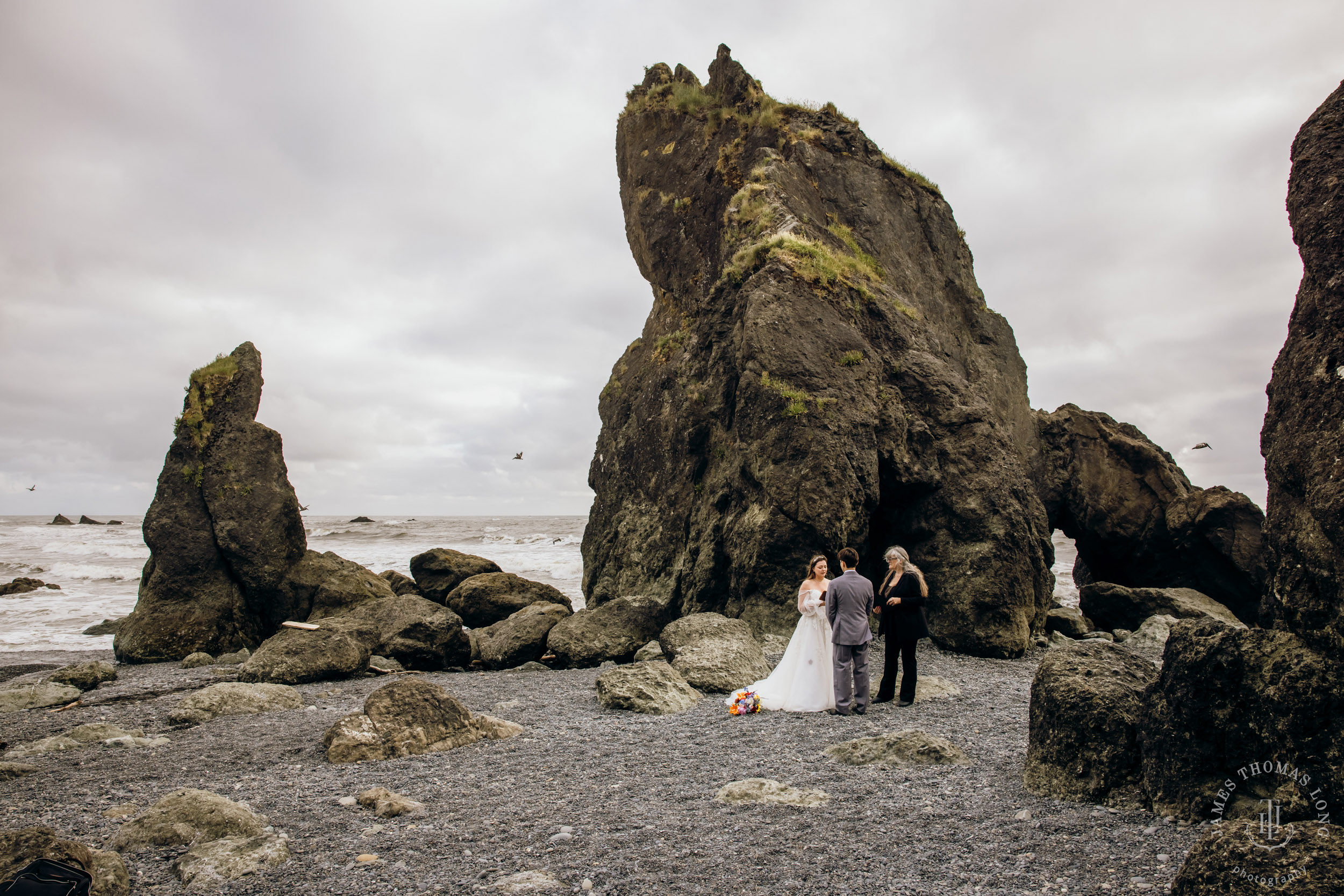 Washington Coast elopement by Seattle adventure elopement photographer James Thomas Long Photography