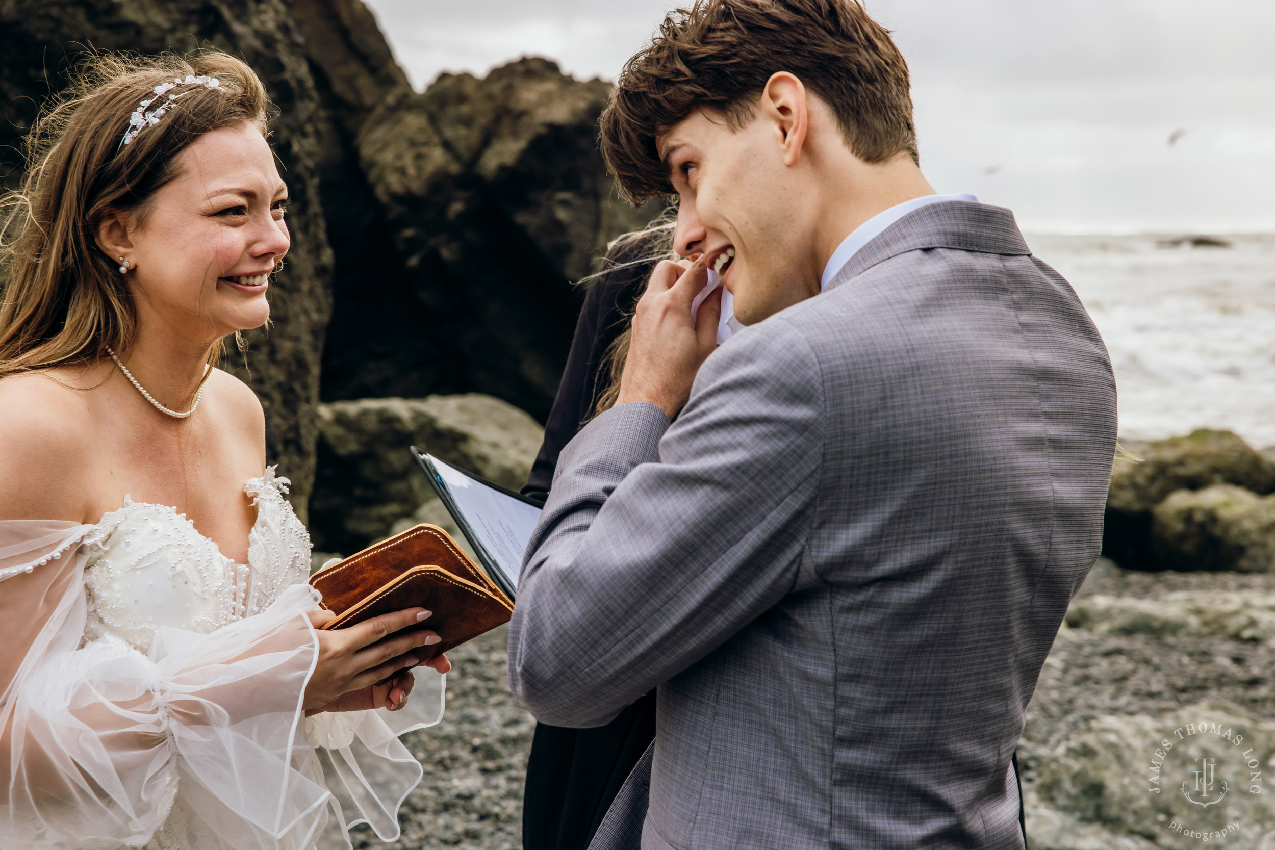 Washington Coast elopement by Seattle adventure elopement photographer James Thomas Long Photography