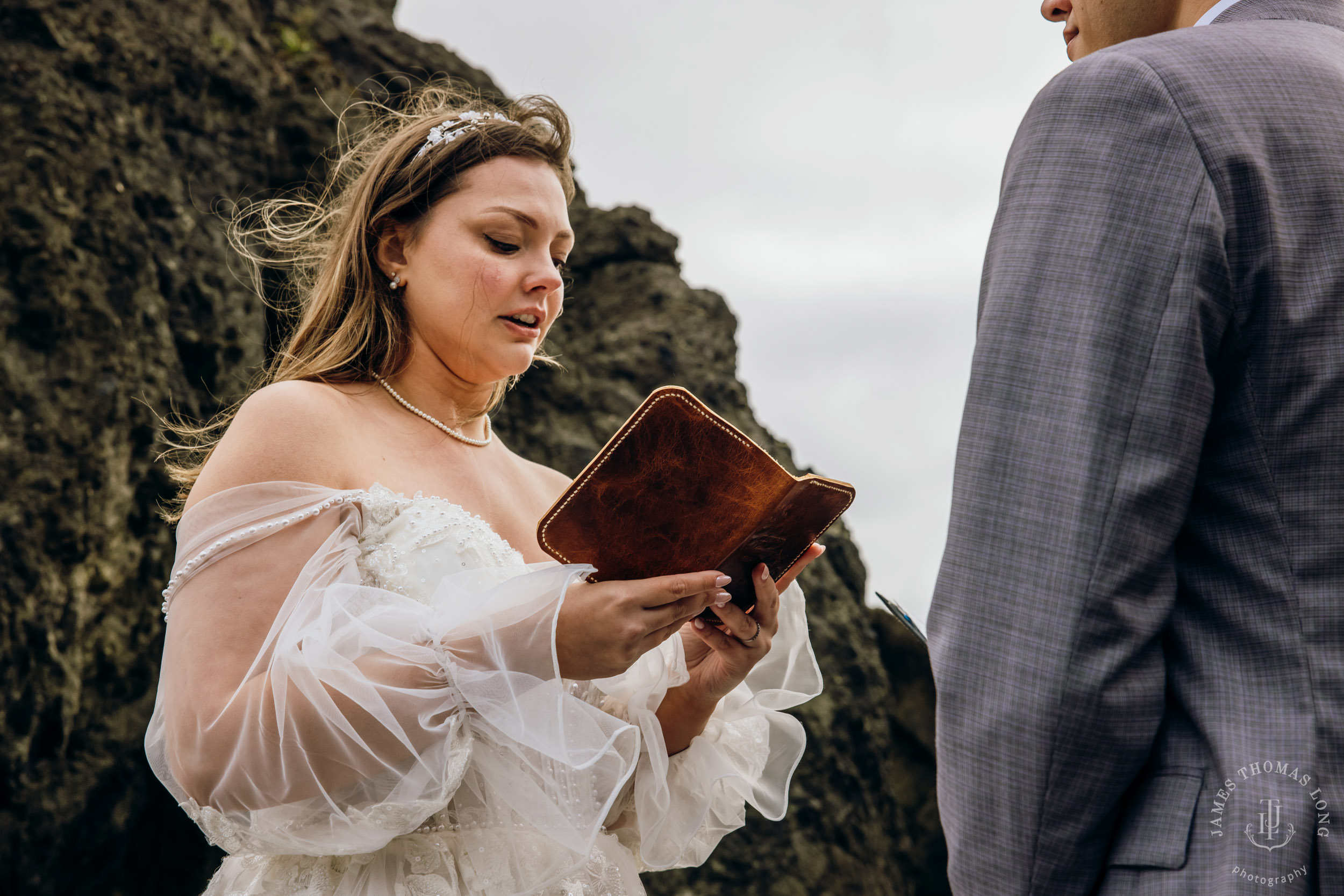 Washington Coast elopement by Seattle adventure elopement photographer James Thomas Long Photography