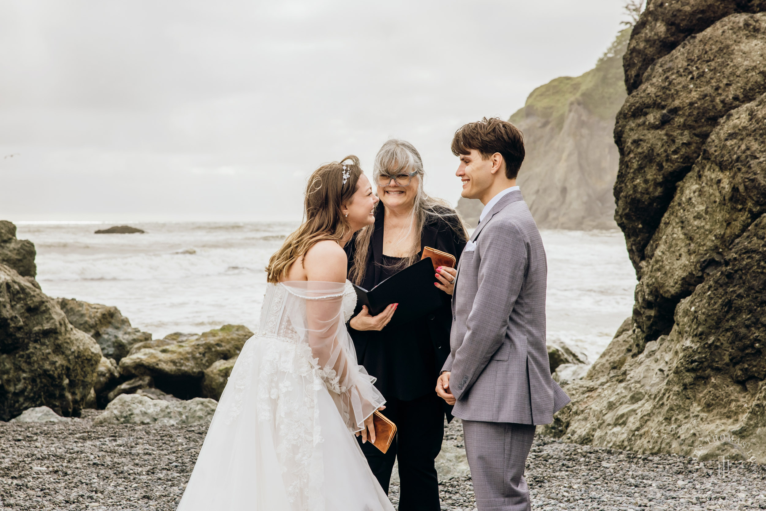 Washington Coast elopement by Seattle adventure elopement photographer James Thomas Long Photography