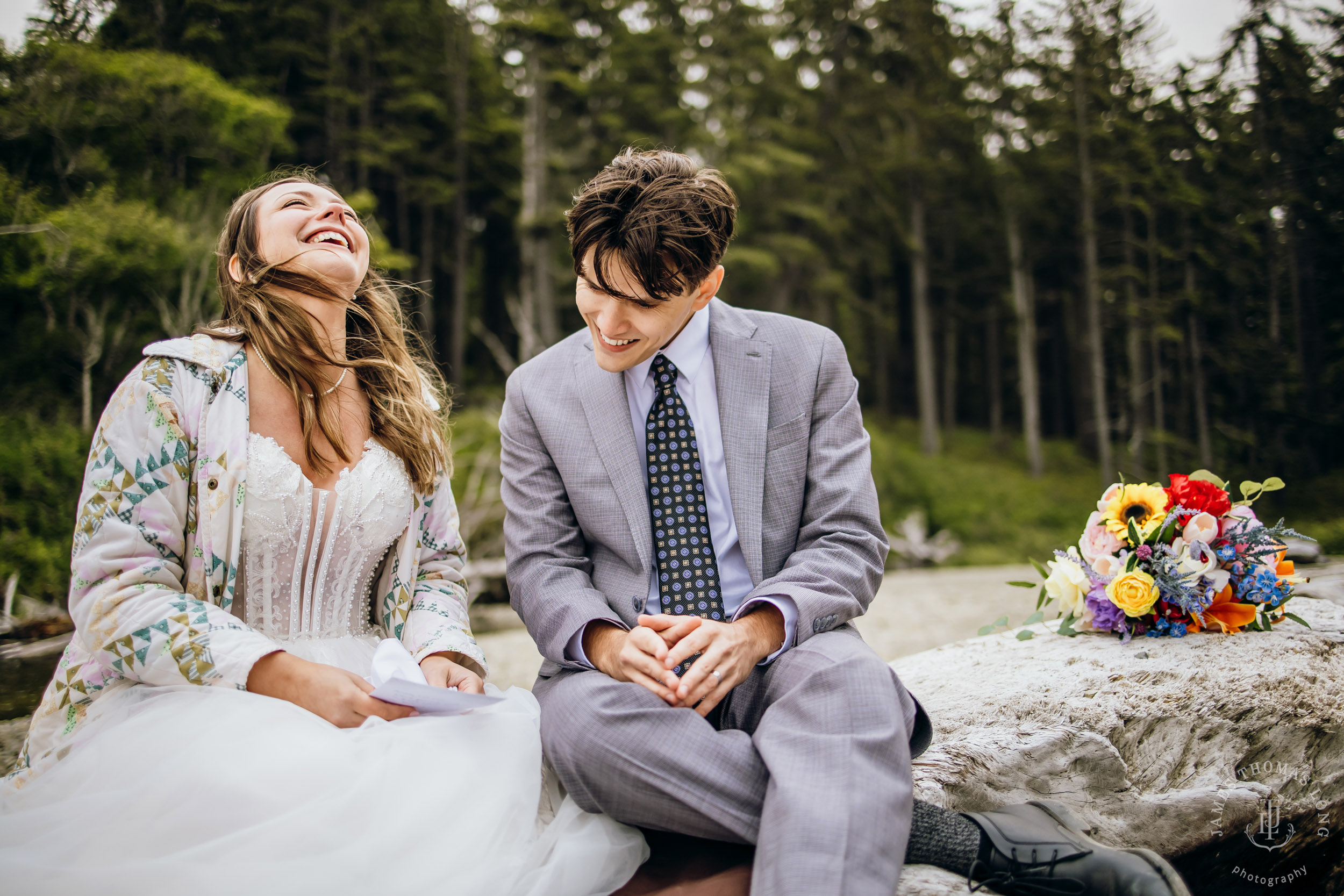 Washington Coast elopement by Seattle adventure elopement photographer James Thomas Long Photography