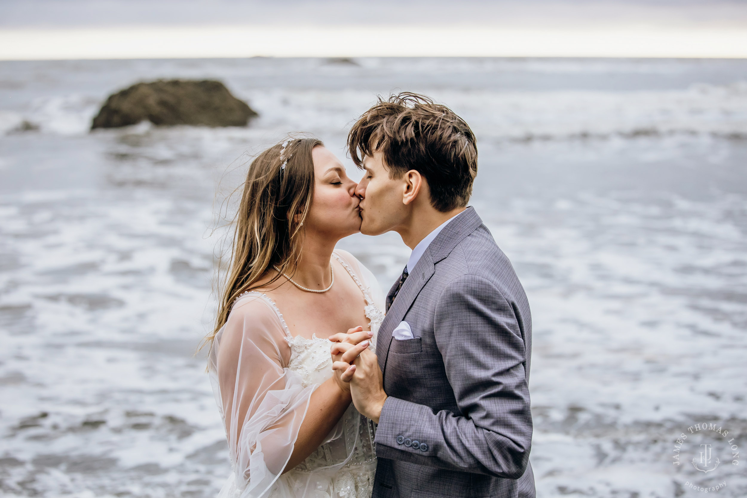 Washington Coast elopement by Seattle adventure elopement photographer James Thomas Long Photography