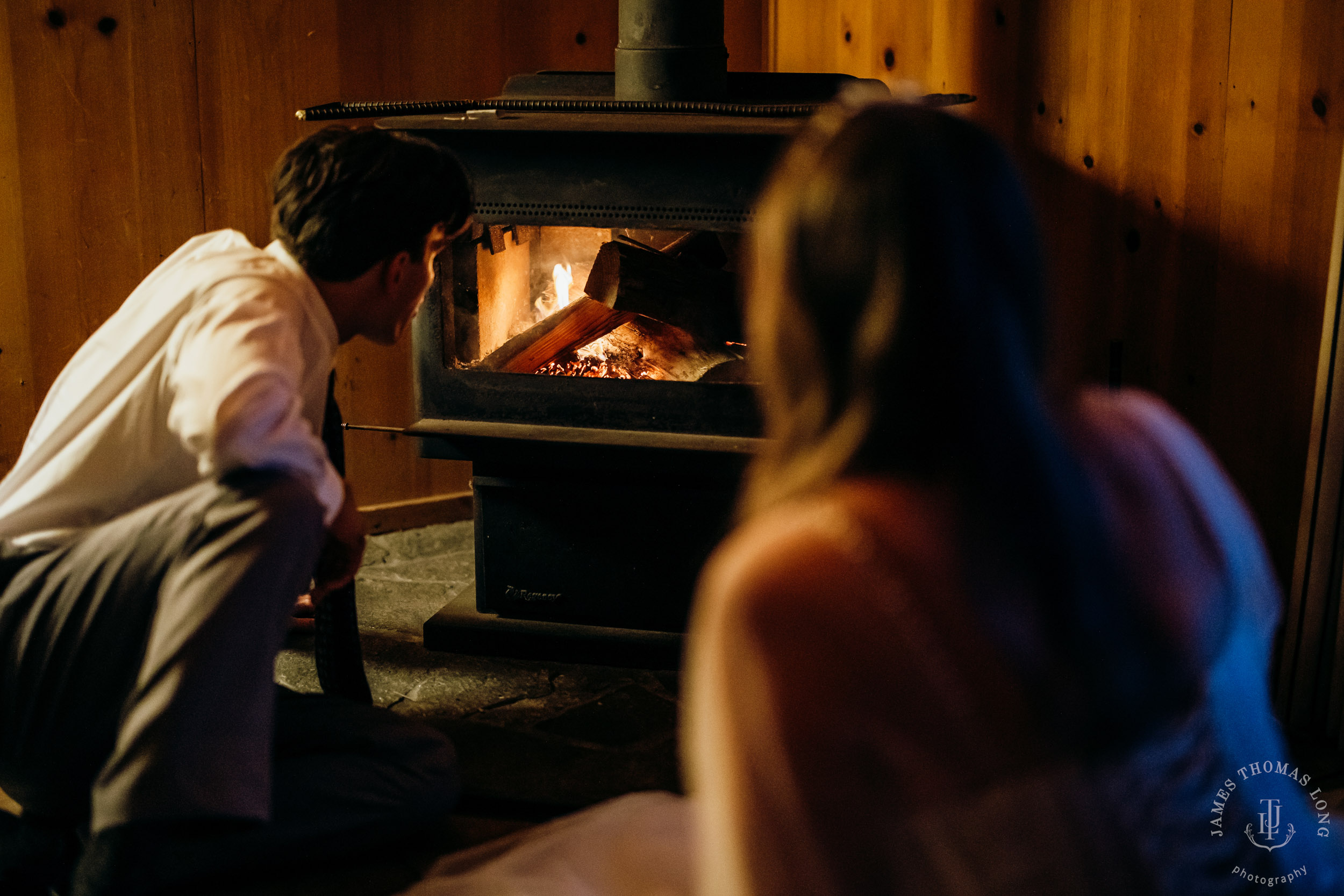 Washington Coast elopement by Seattle adventure elopement photographer James Thomas Long Photography