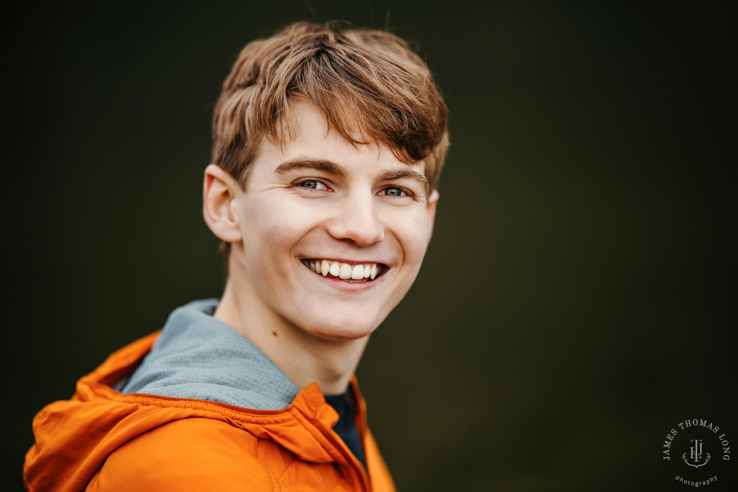 Cascade mountain adventure high school senior portrait session by Seattle senior photographer James Thomas Long Photography