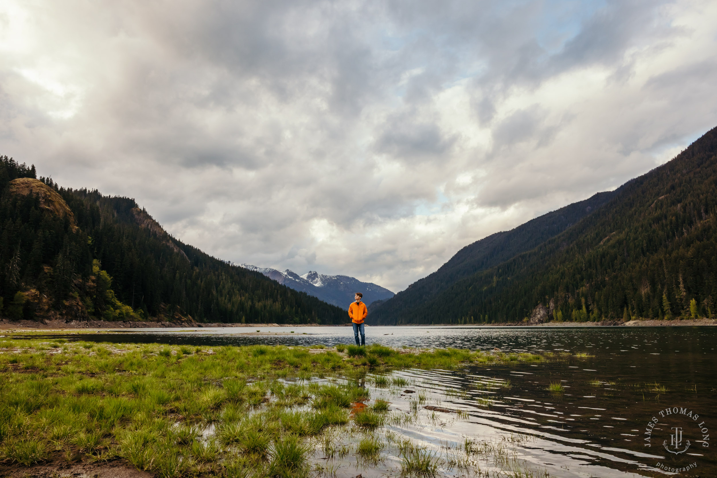 Cascade mountain adventure high school senior portrait session by Seattle senior photographer James Thomas Long Photography
