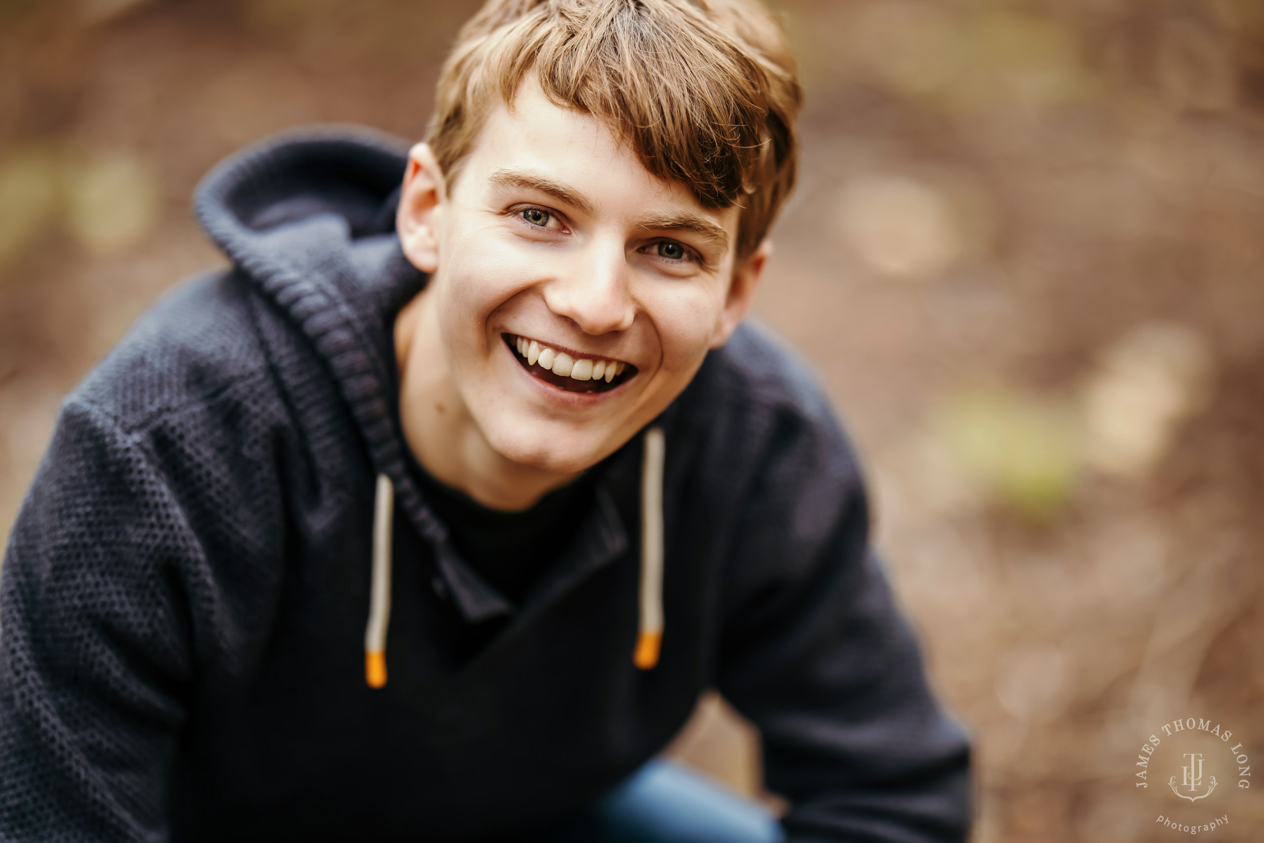 Cascade mountain adventure high school senior portrait session by Seattle senior photographer James Thomas Long Photography