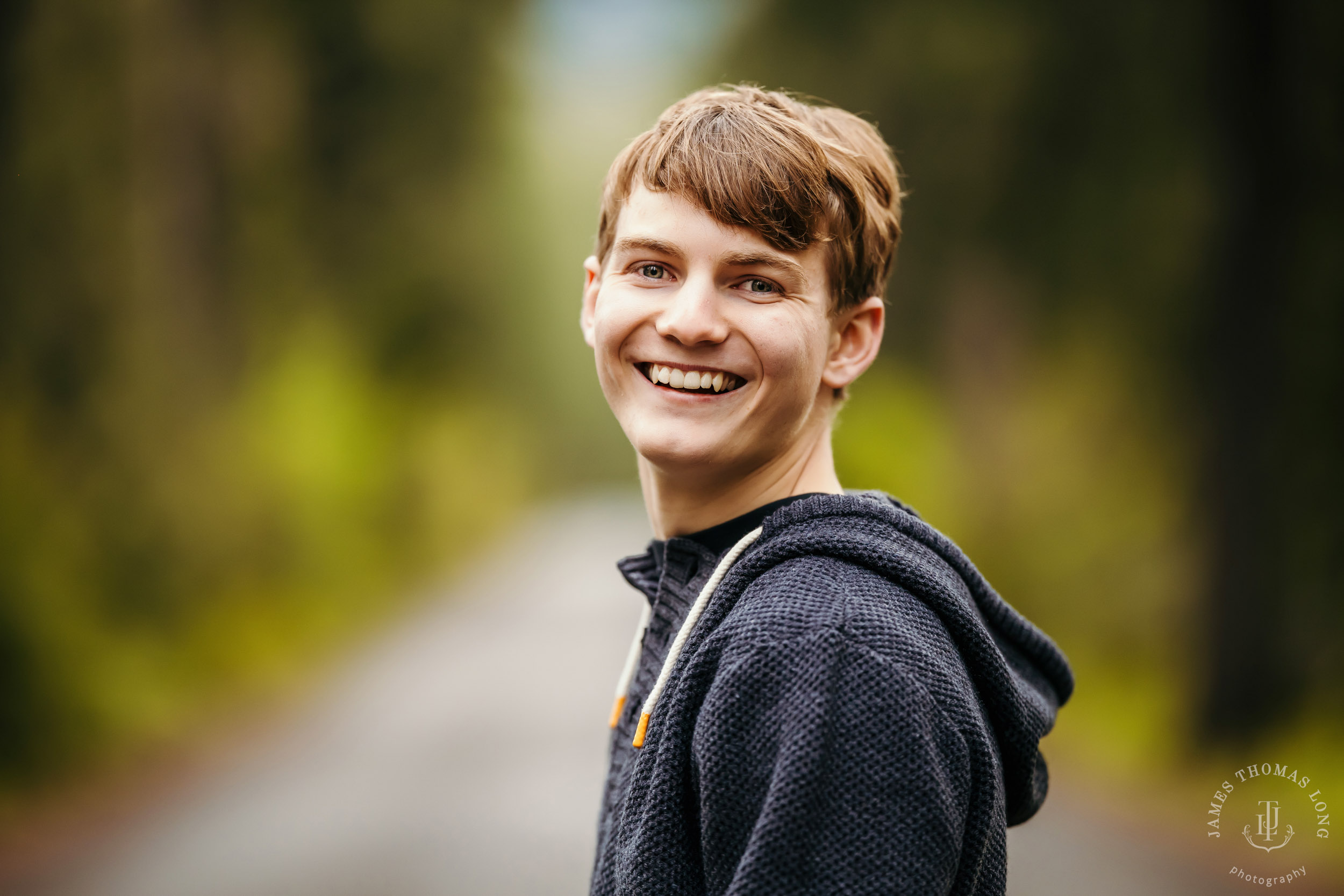Cascade mountain adventure high school senior portrait session by Seattle senior photographer James Thomas Long Photography