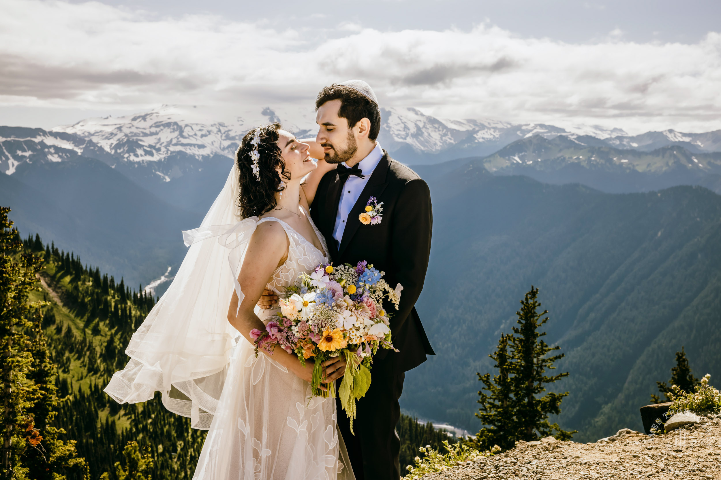 Crystal Mountain Jewish wedding by Seattle wedding photographer James Thomas Long Photography