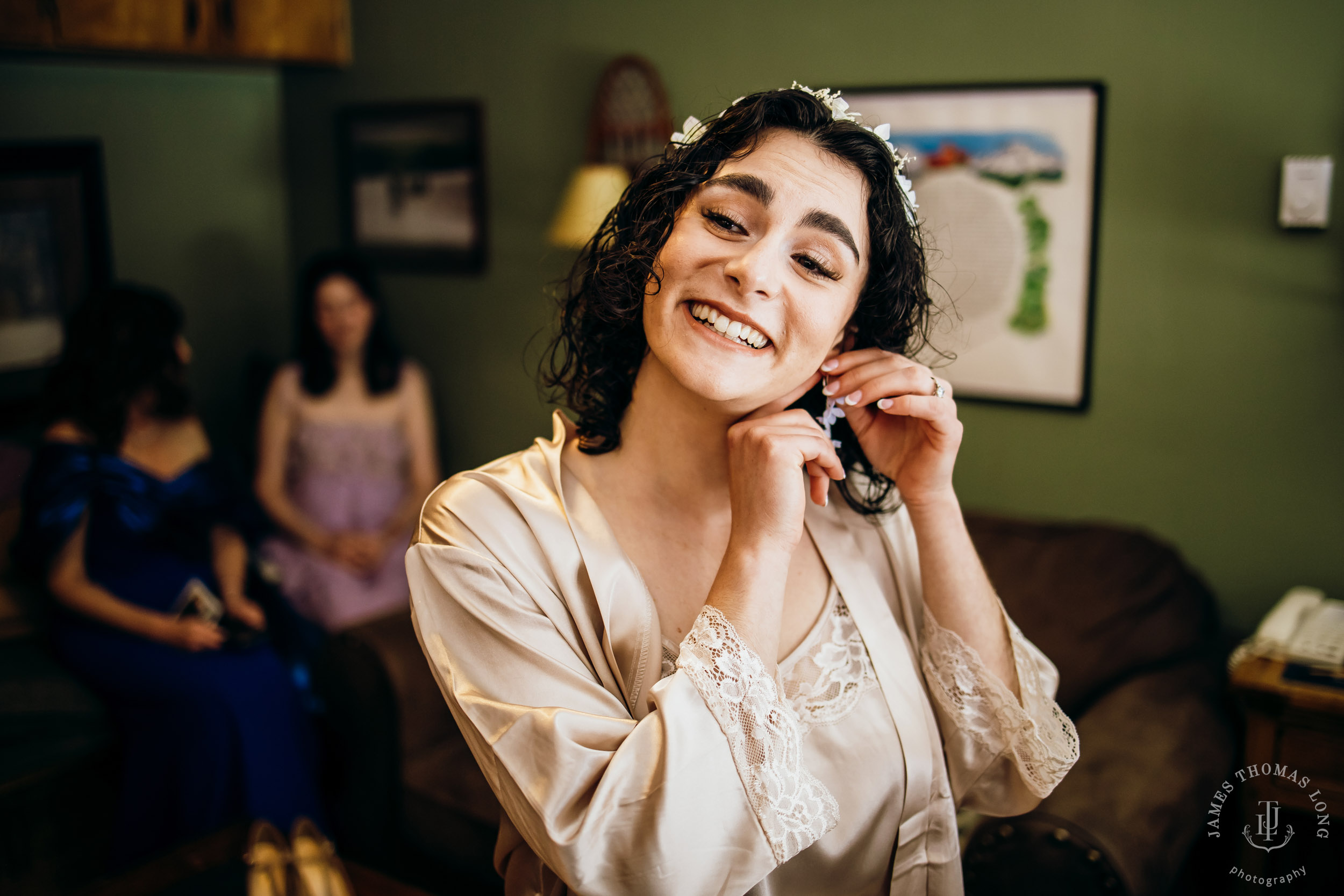 Crystal Mountain Jewish wedding by Seattle wedding photographer James Thomas Long Photography