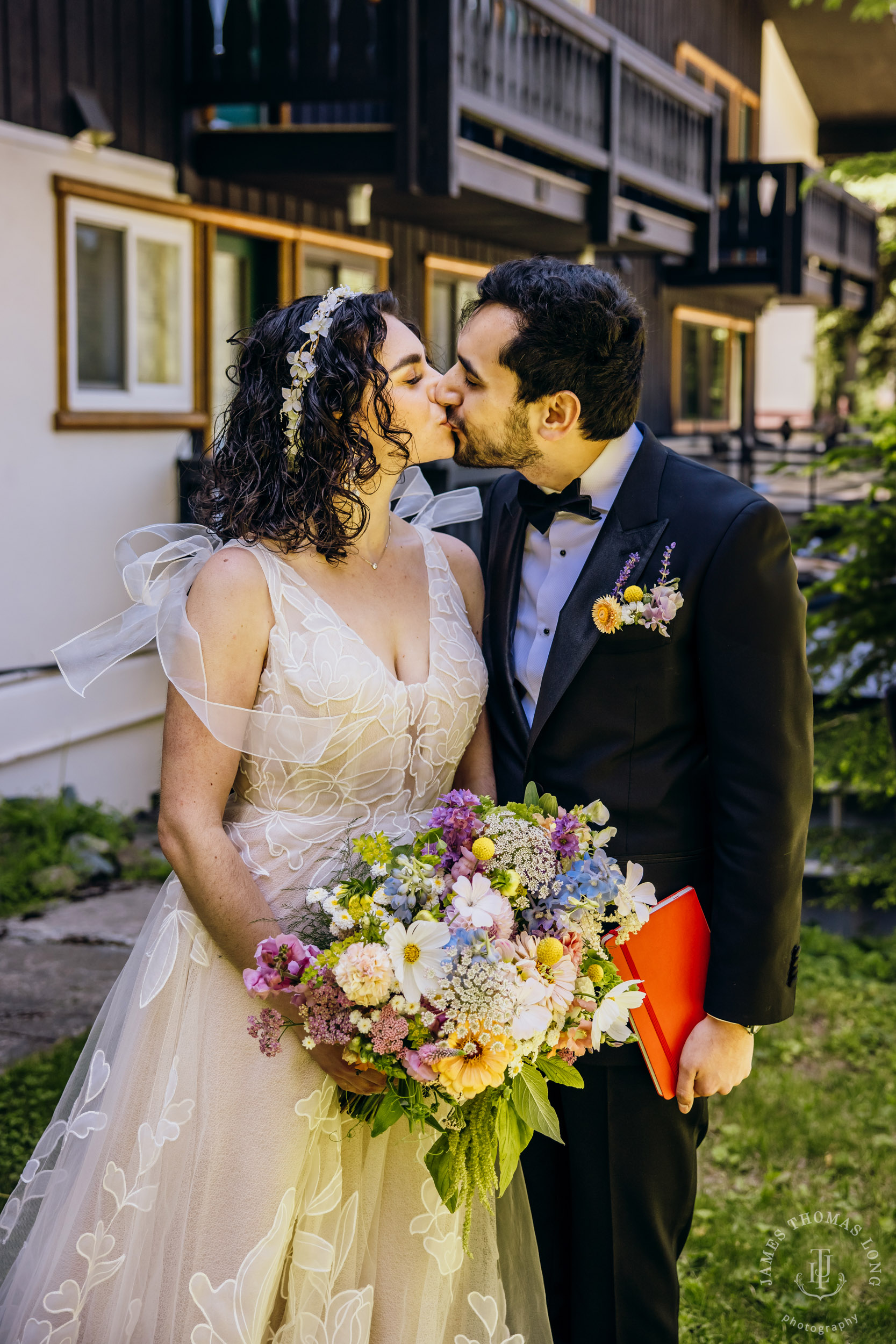 Crystal Mountain Jewish wedding by Seattle wedding photographer James Thomas Long Photography