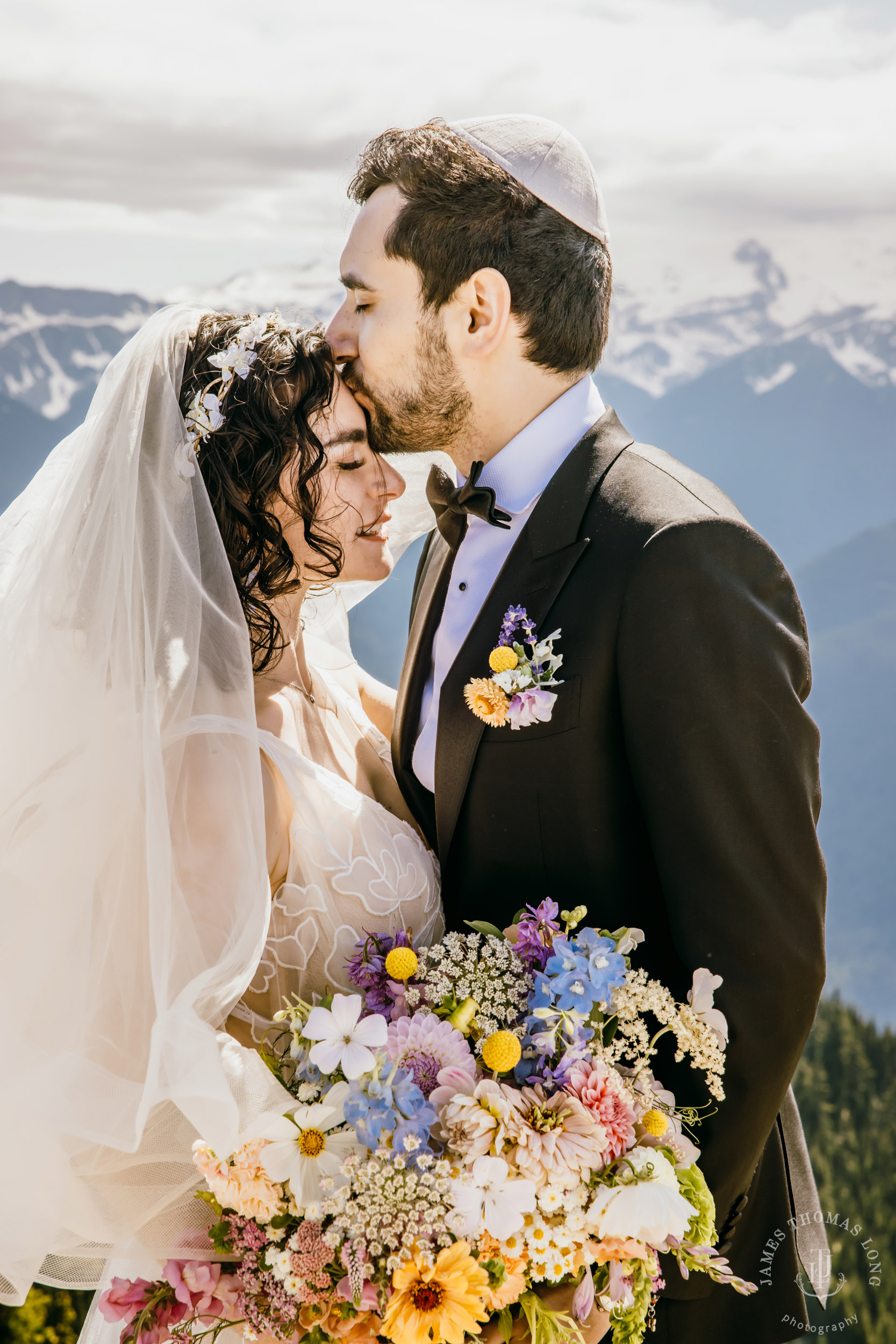 Crystal Mountain Jewish wedding by Seattle wedding photographer James Thomas Long Photography