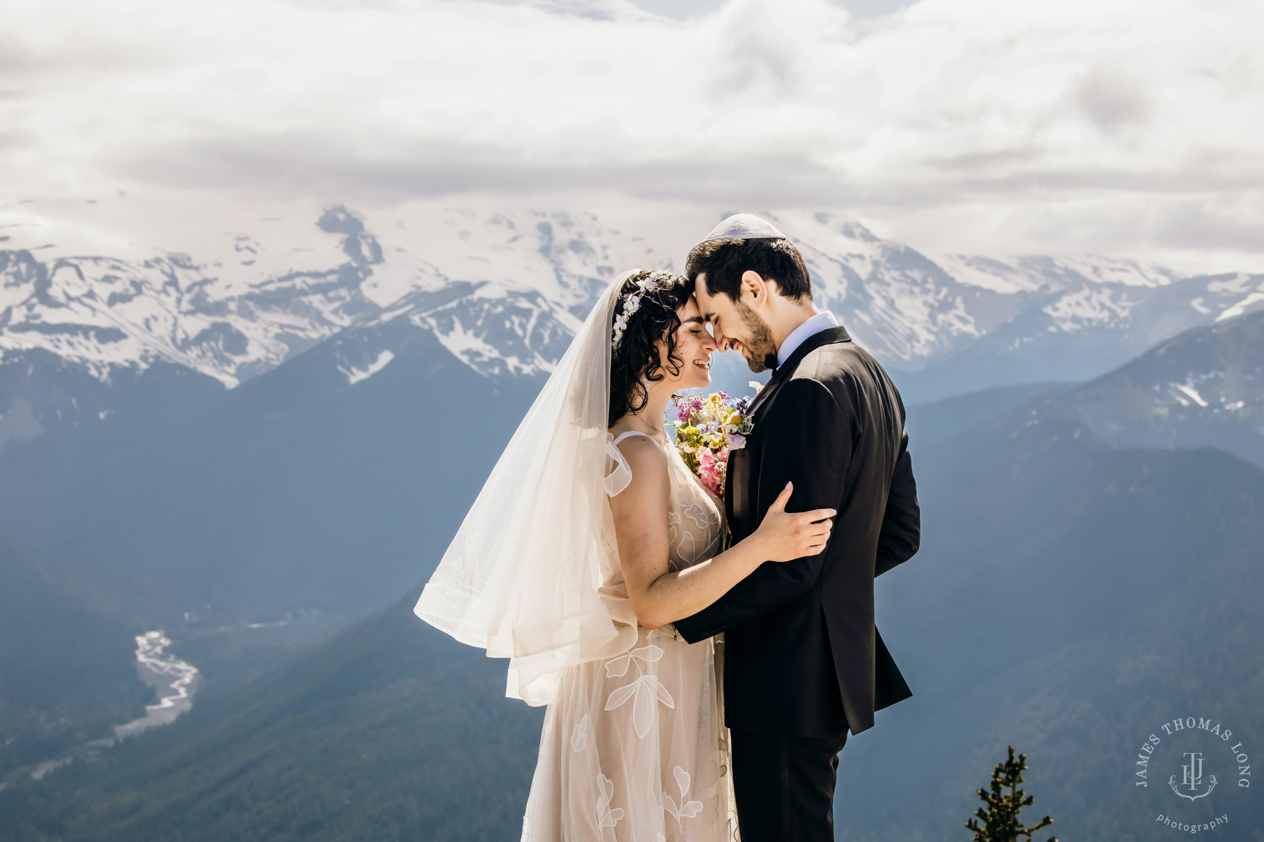 Crystal Mountain Jewish wedding by Seattle wedding photographer James Thomas Long Photography