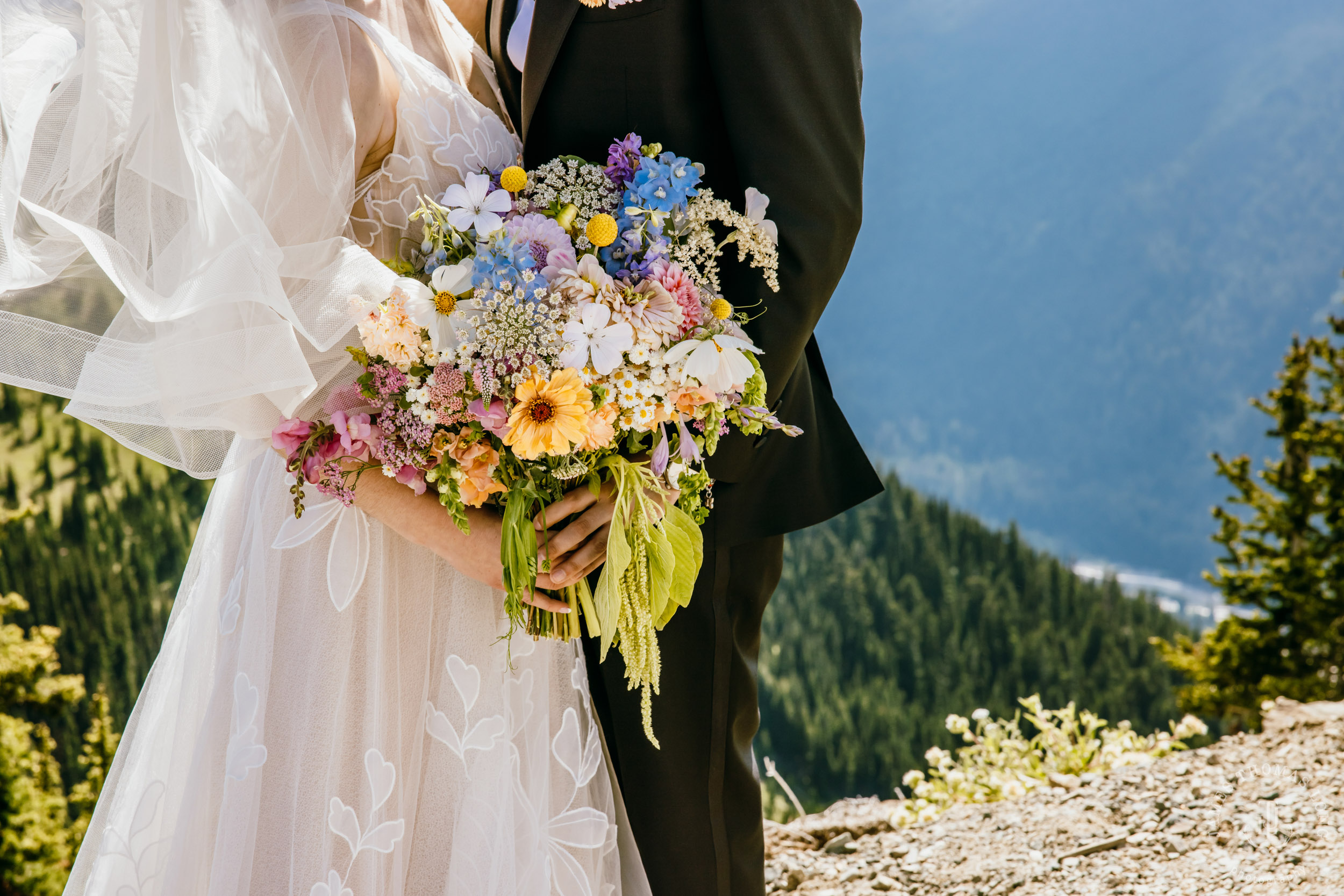 Crystal Mountain Jewish wedding by Seattle wedding photographer James Thomas Long Photography