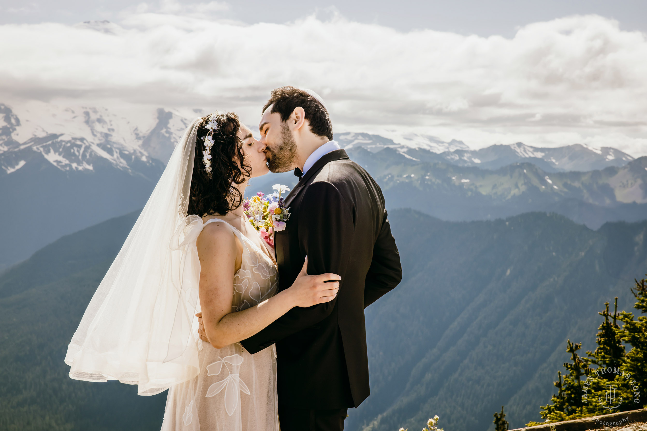 Crystal Mountain Jewish wedding by Seattle wedding photographer James Thomas Long Photography