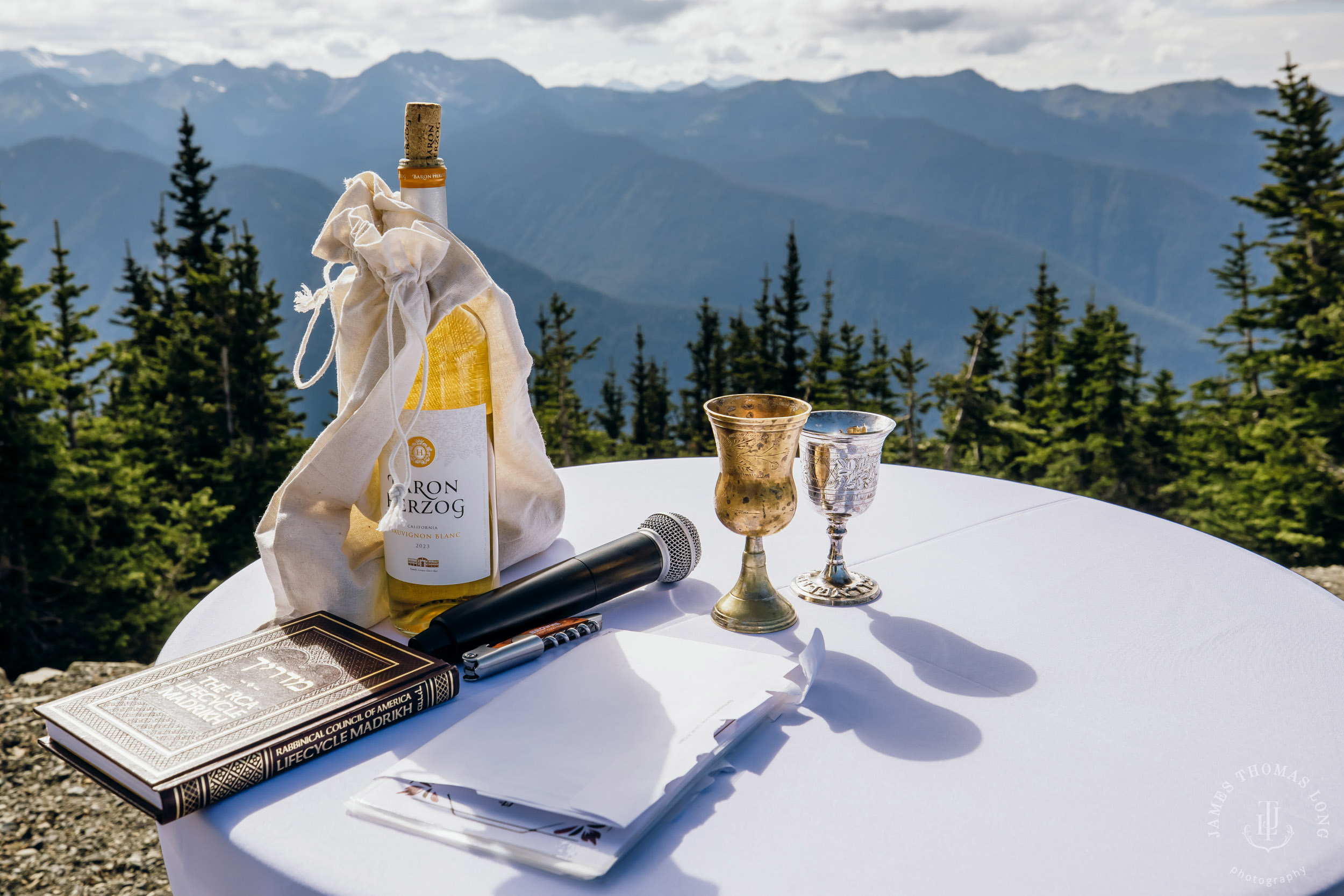 Crystal Mountain Jewish wedding by Seattle wedding photographer James Thomas Long Photography
