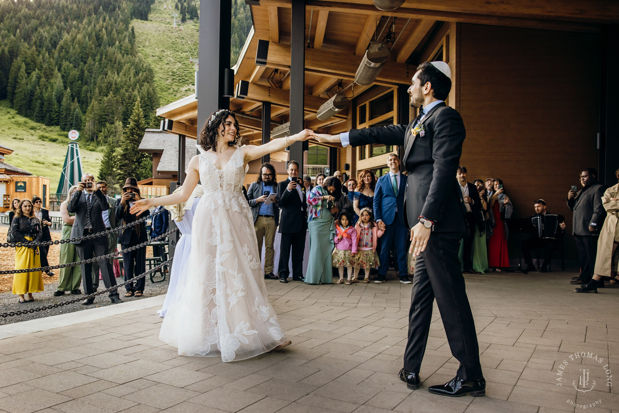 Crystal Mountain Jewish wedding by Seattle wedding photographer James Thomas Long Photography