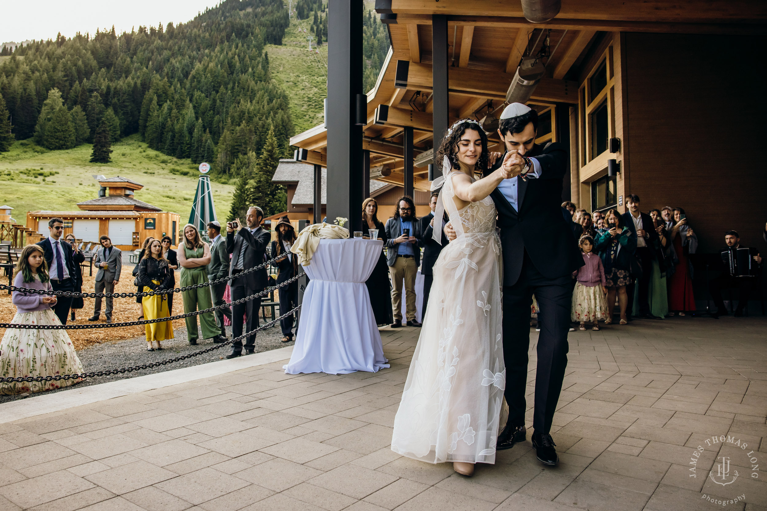 Crystal Mountain Jewish wedding by Seattle wedding photographer James Thomas Long Photography