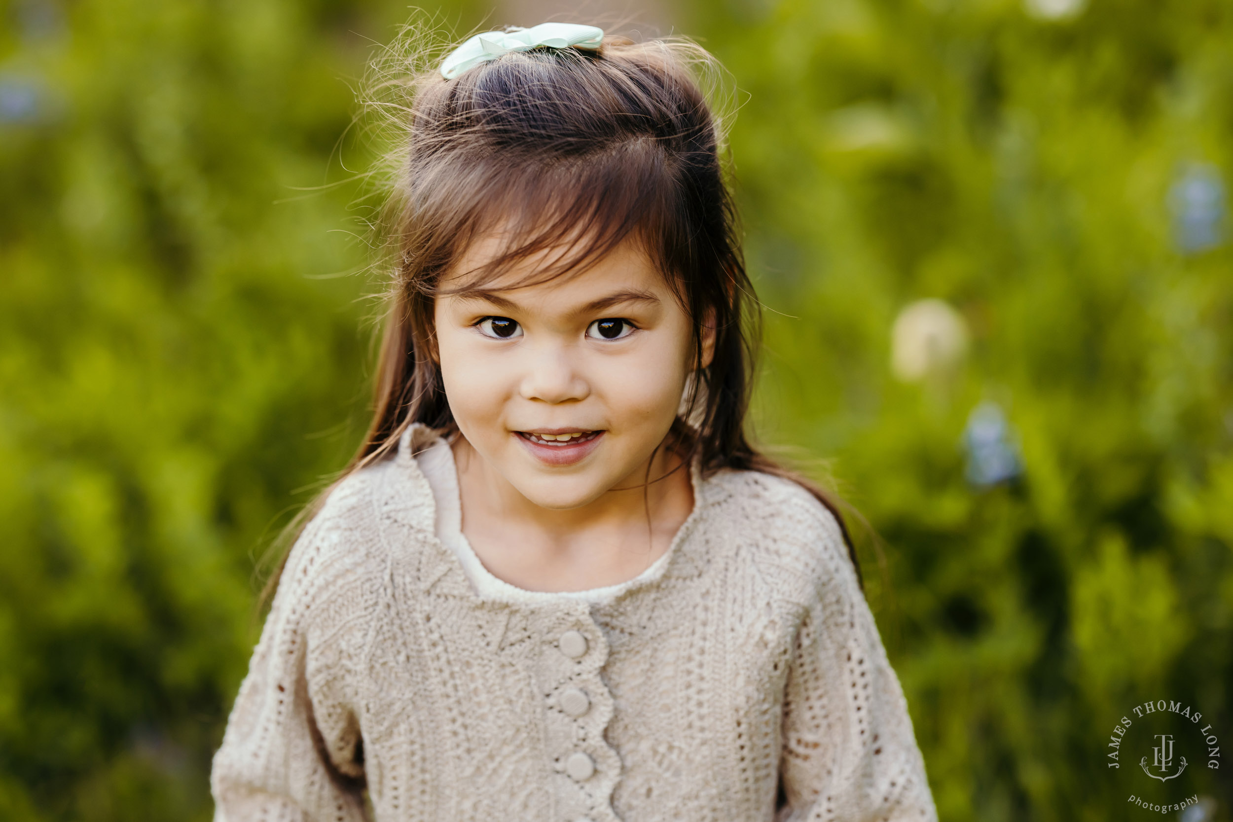 Mount Rainier family of five photography session by Seattle family photographer James Thomas Long Photography